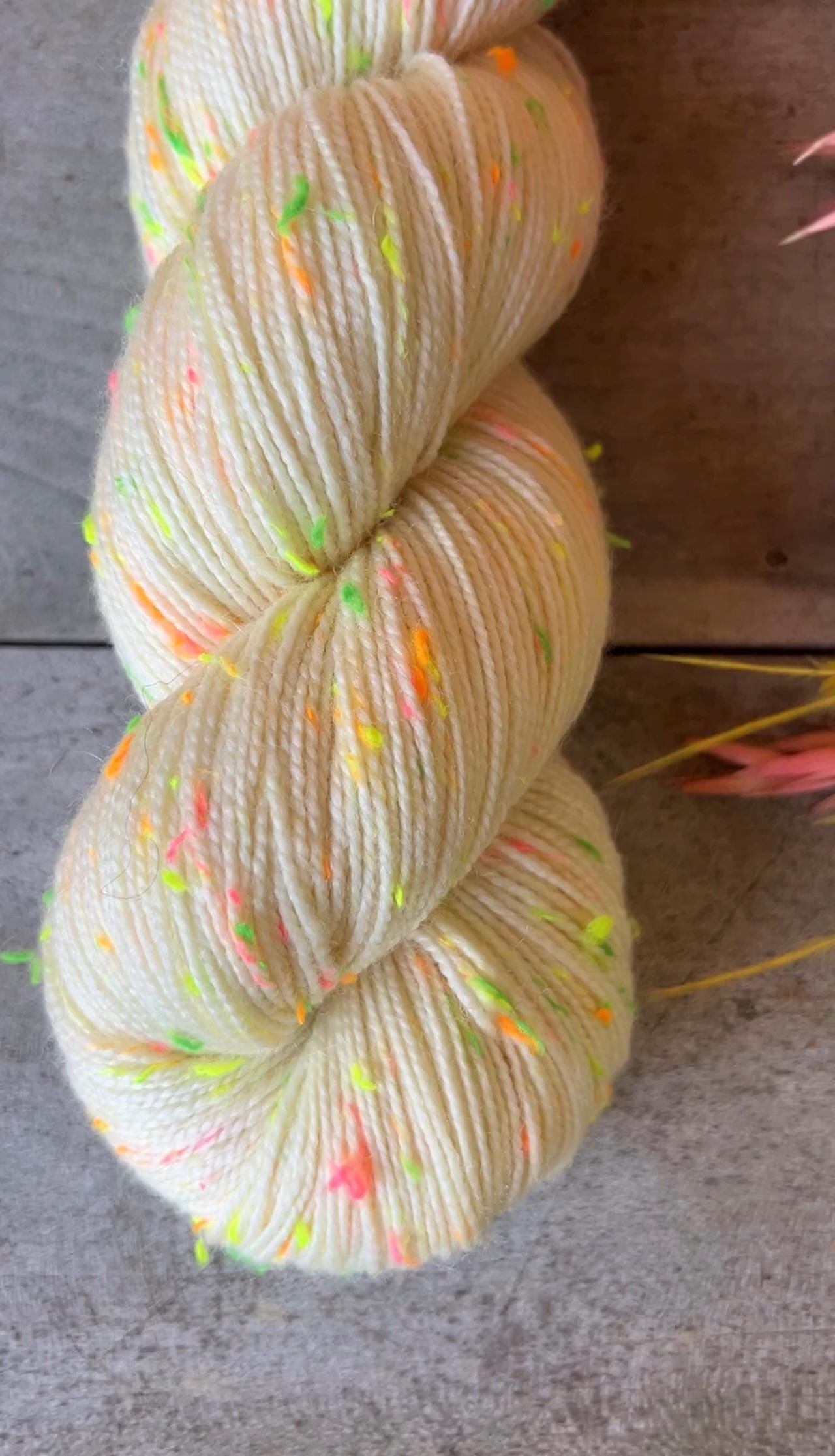 NATURELLE - Laine Néon Nep Donegal Mérinos superwash Fingering Non teinte