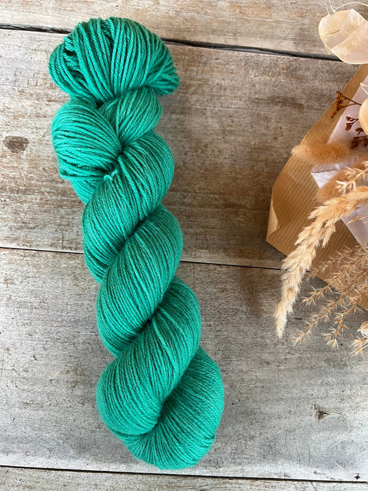CHLOROPHYLLE - Laine teinte à la main - Fingering Mérinos Nylon superwash