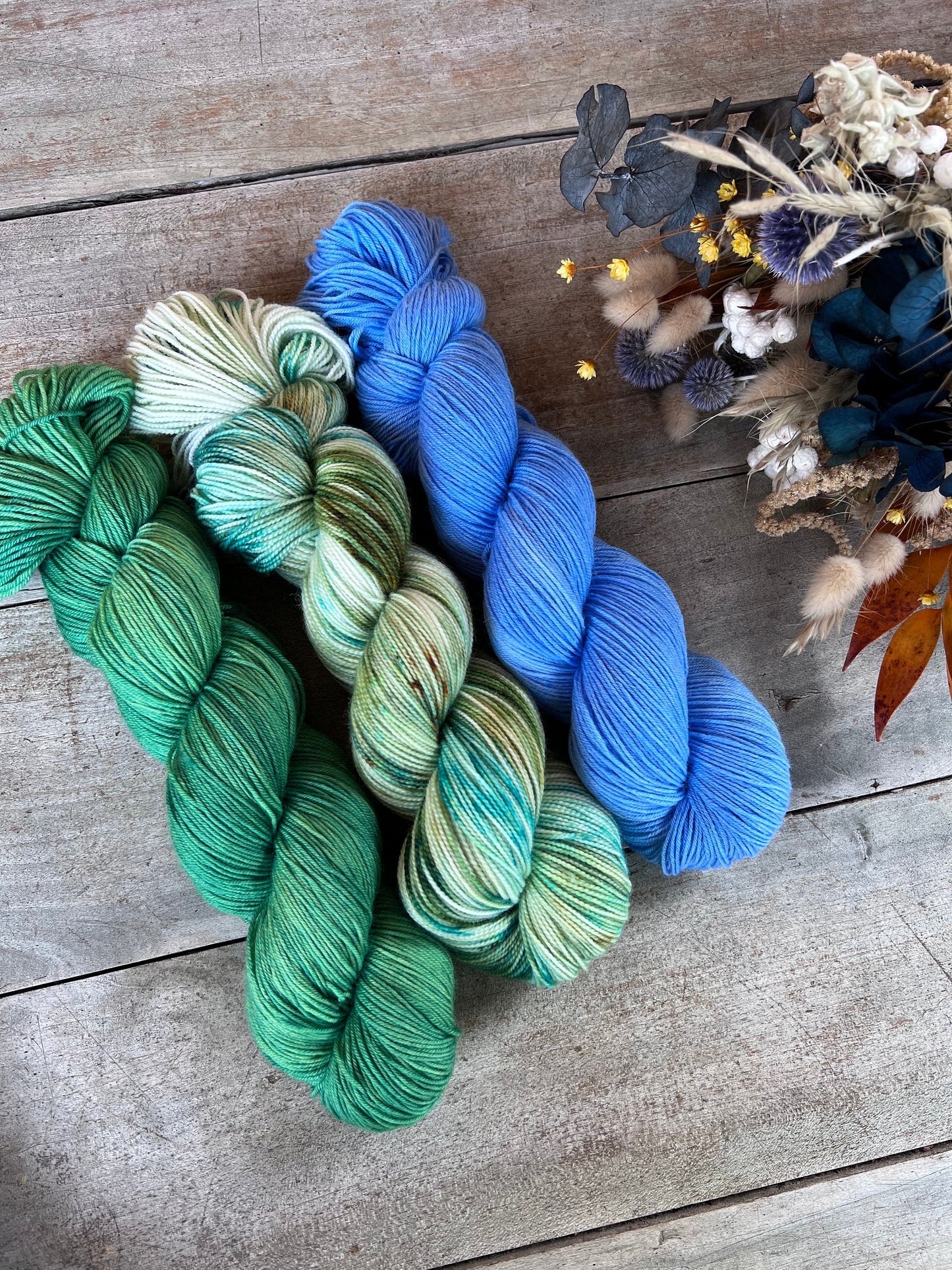 DYNAMIQUE - Laine teinte à la main - Fingering Mérinos Nylon superwash