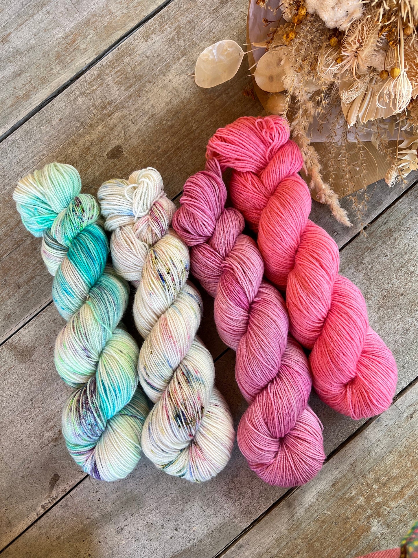 AIMÉ - Laine teinte à la main - Fingering Mérinos Nylon superwash