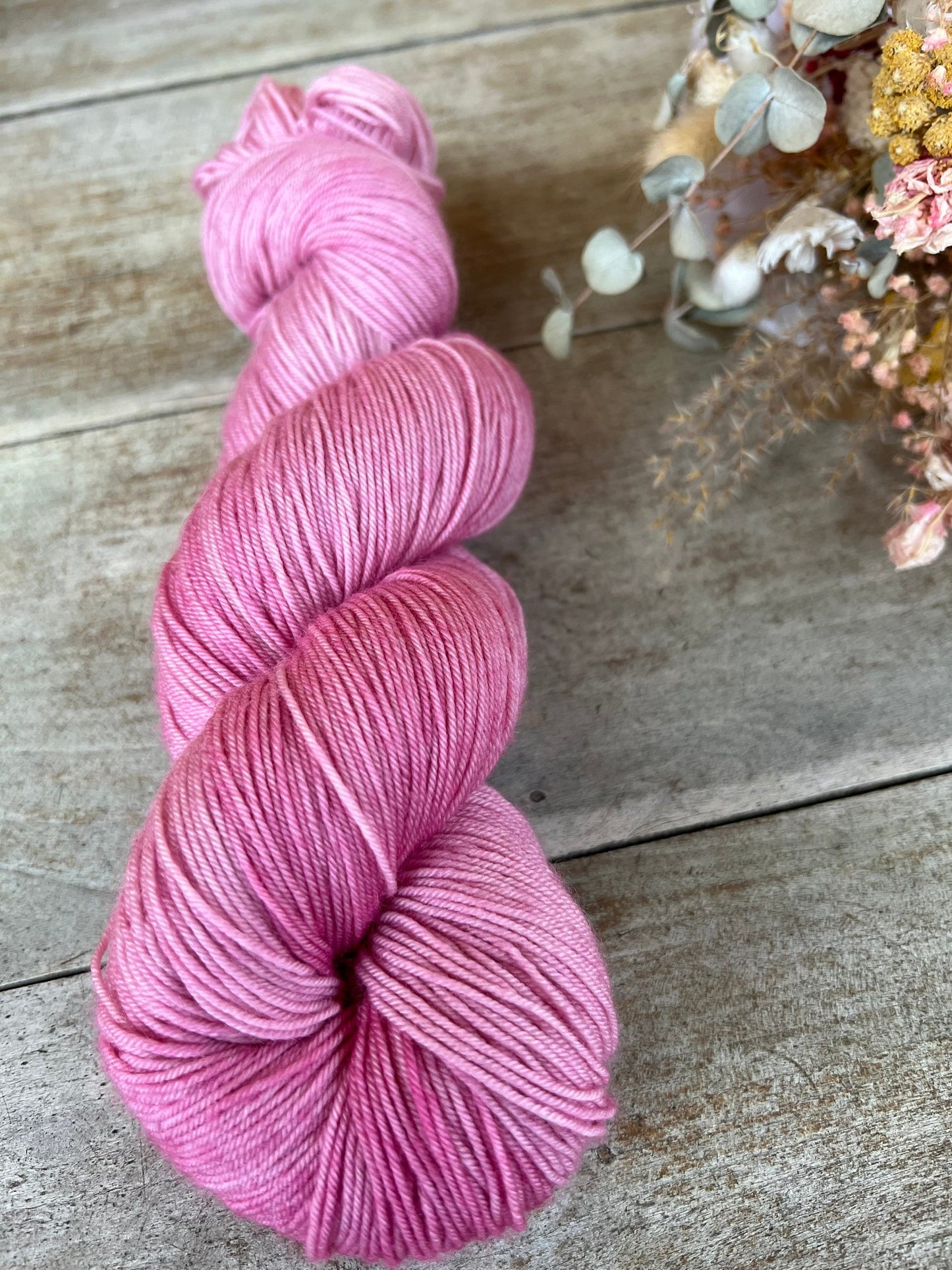 PINK - Laine teinte à la main - Fingering Mérinos Superwash