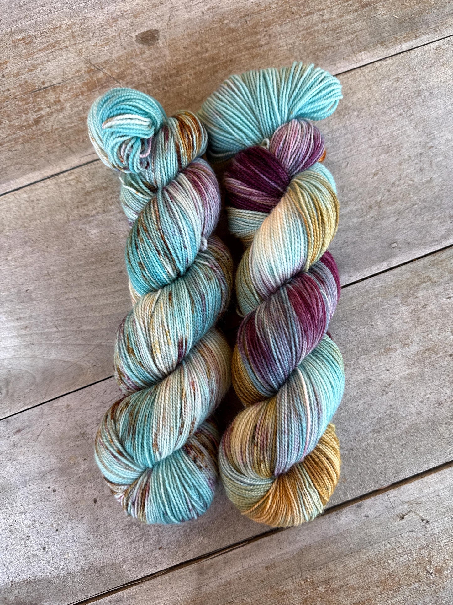 PACIFIQUE - Laine teinte à la main - Fingering Mérinos Nylon superwash
