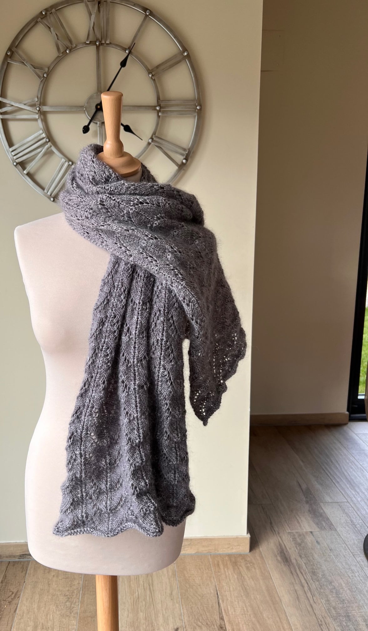 Design du Châle Narcisse - Patron modèle de Tricot