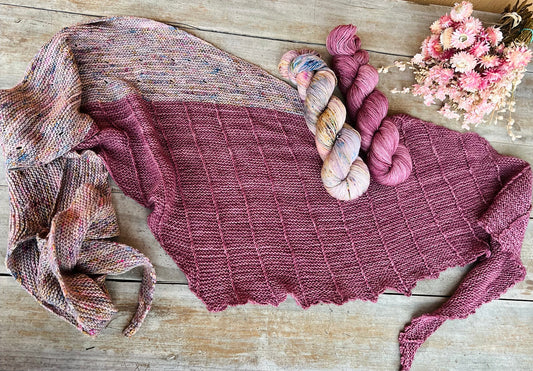 Design du Châle Strawberry - Patron modèle de Tricot