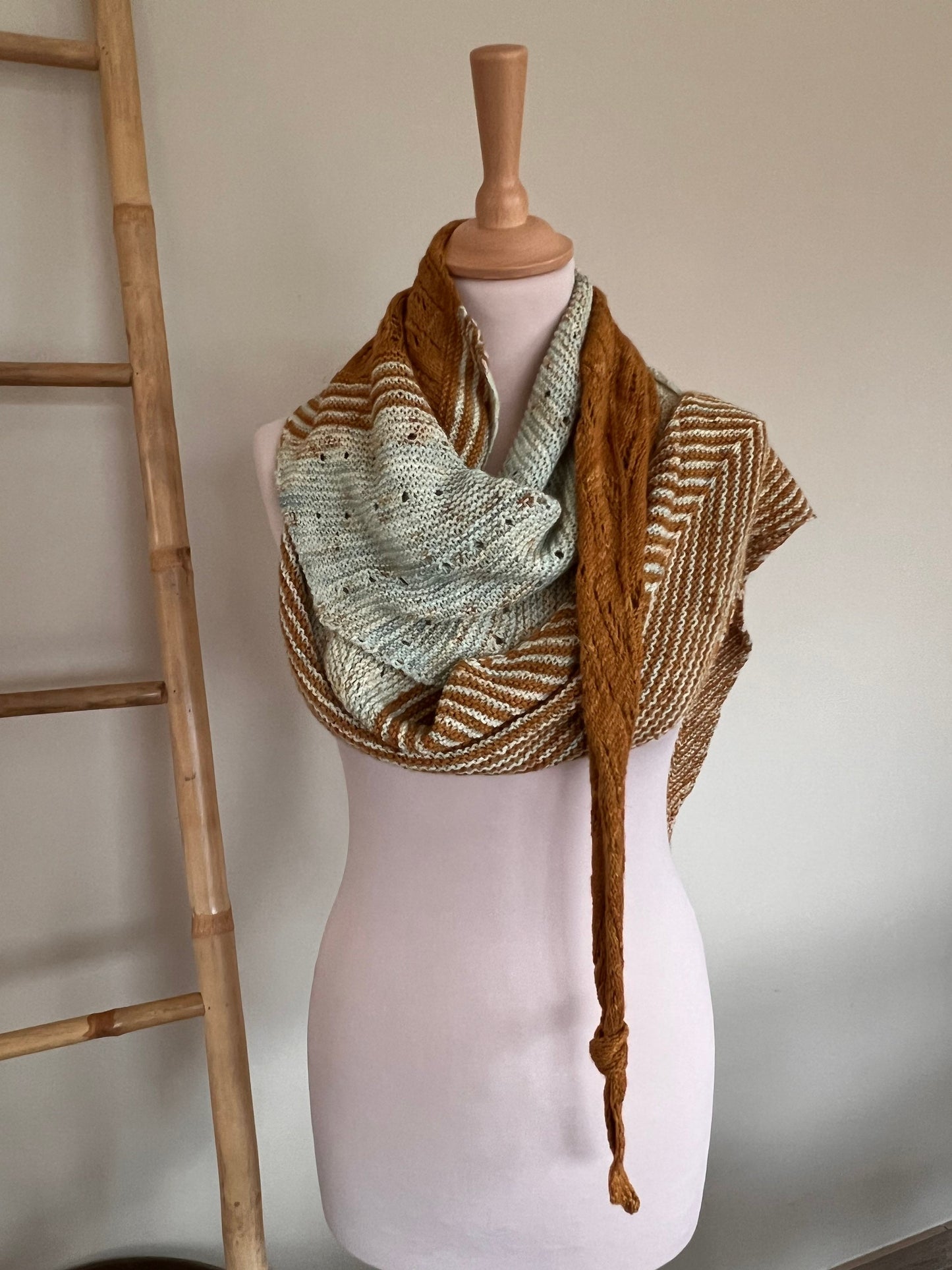 Design du Châle Solstice d'été - Patron modèle de Tricot