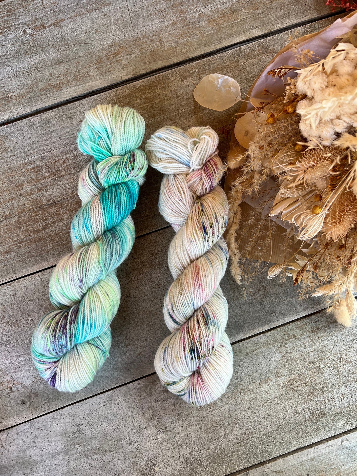 AIMÉ - Laine teinte à la main - Fingering Mérinos Nylon superwash