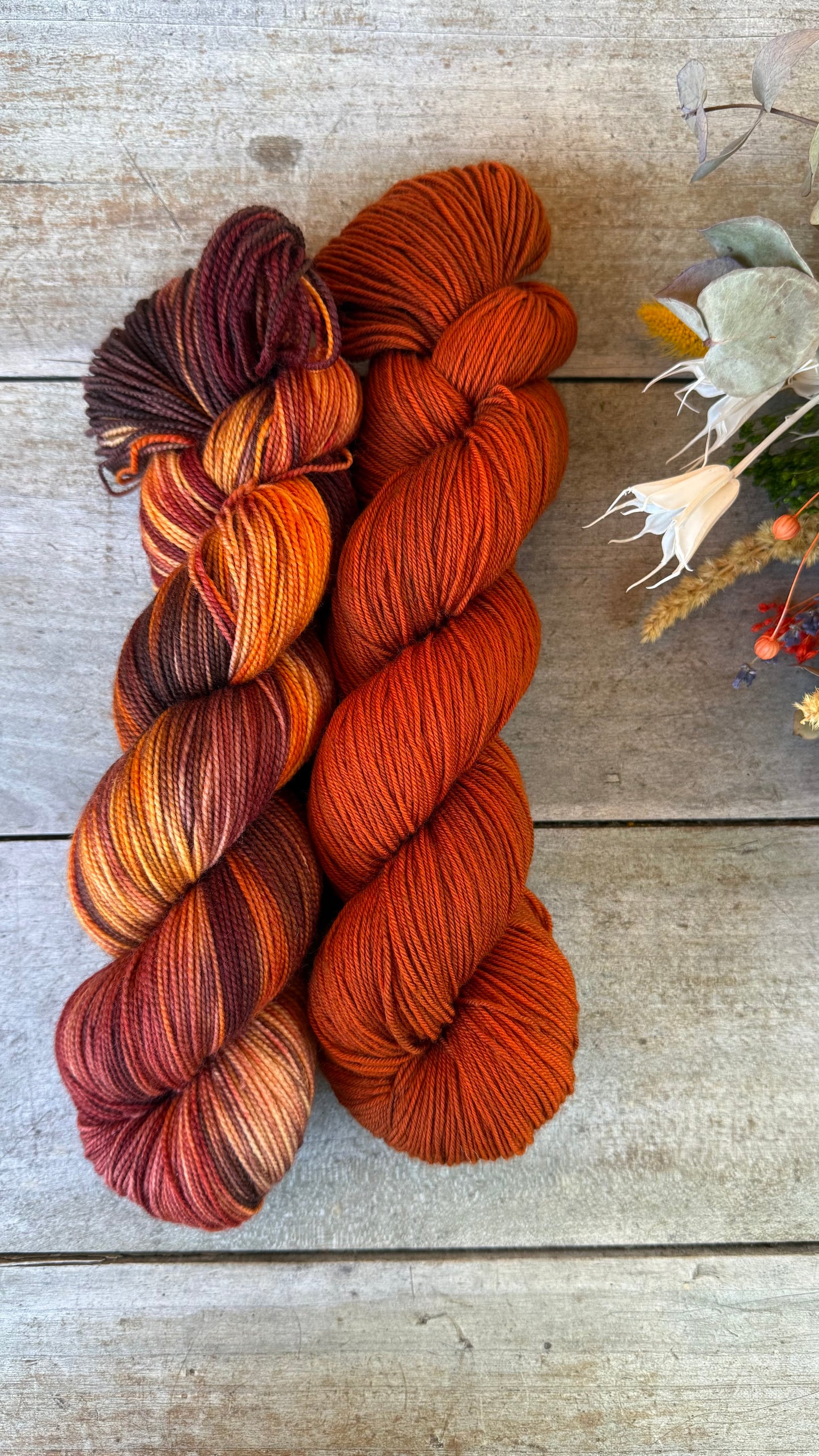 ROUILLE - Laine teinte à la main - Fingering Mérinos Superwash