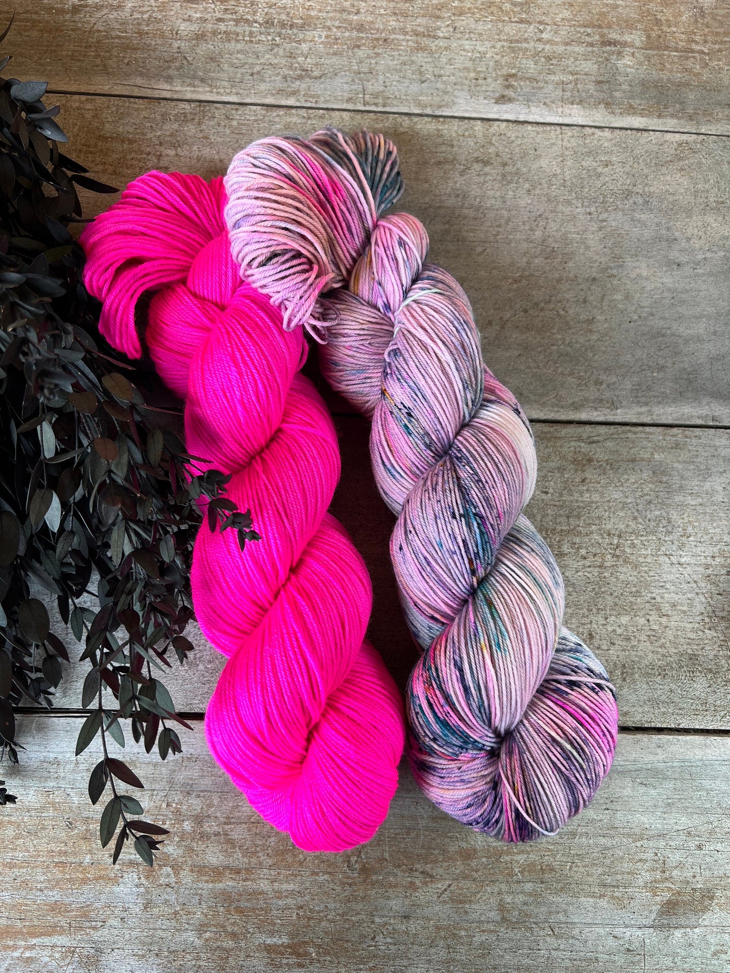 DAISY - Laine teinte à la main - Base au choix : Fingering Mérinos avec ou sans nylon / DK Mérinos / Kid Mohair et Soie