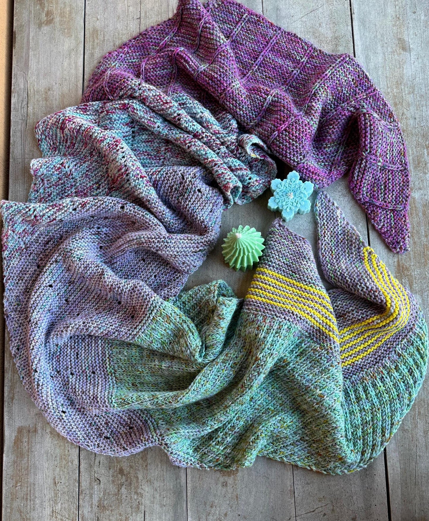 Design du Châle de l'Avent - Patron modèle de Tricot