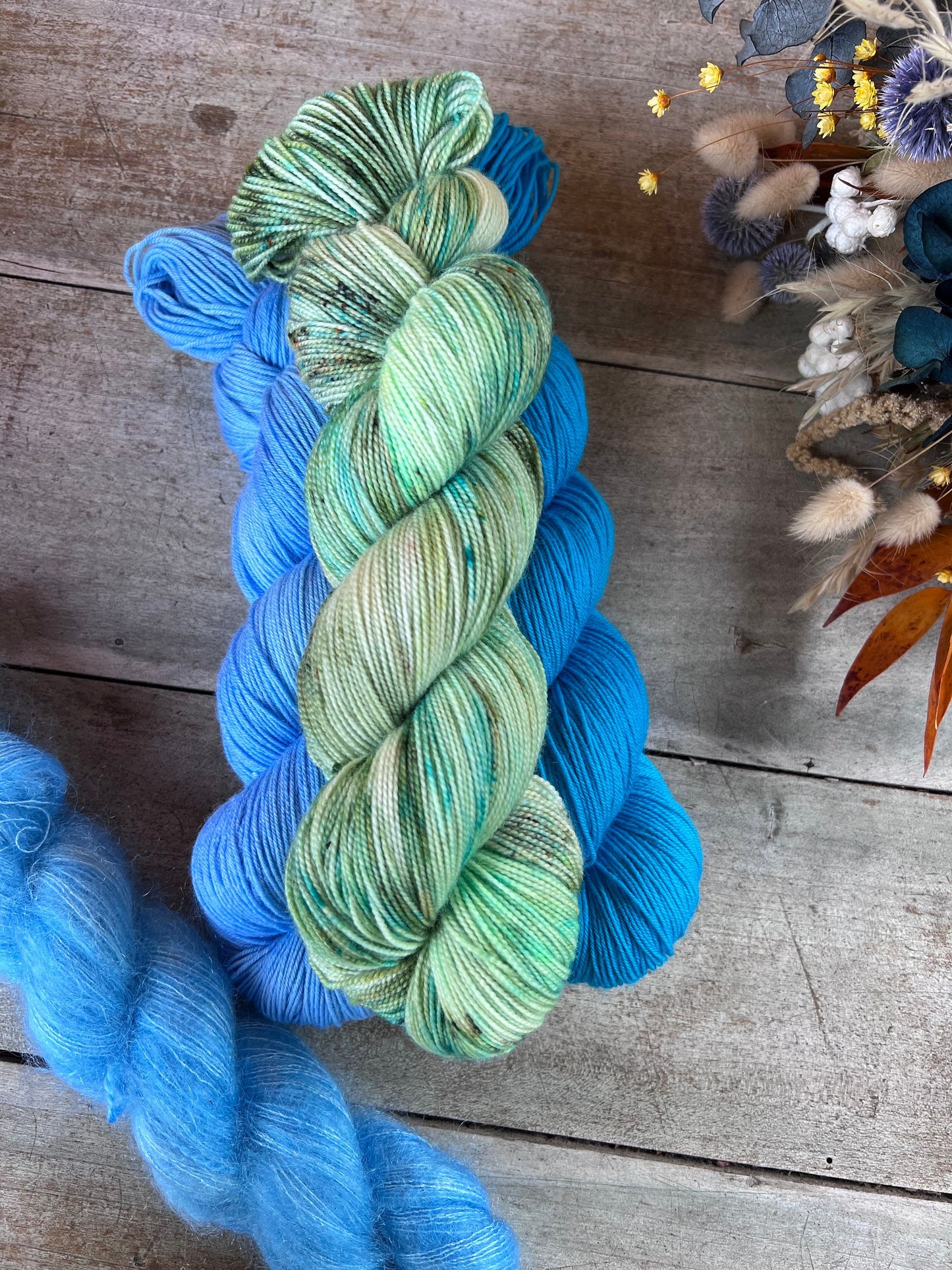 DYNAMIQUE - Laine teinte à la main - Fingering Mérinos Nylon superwash