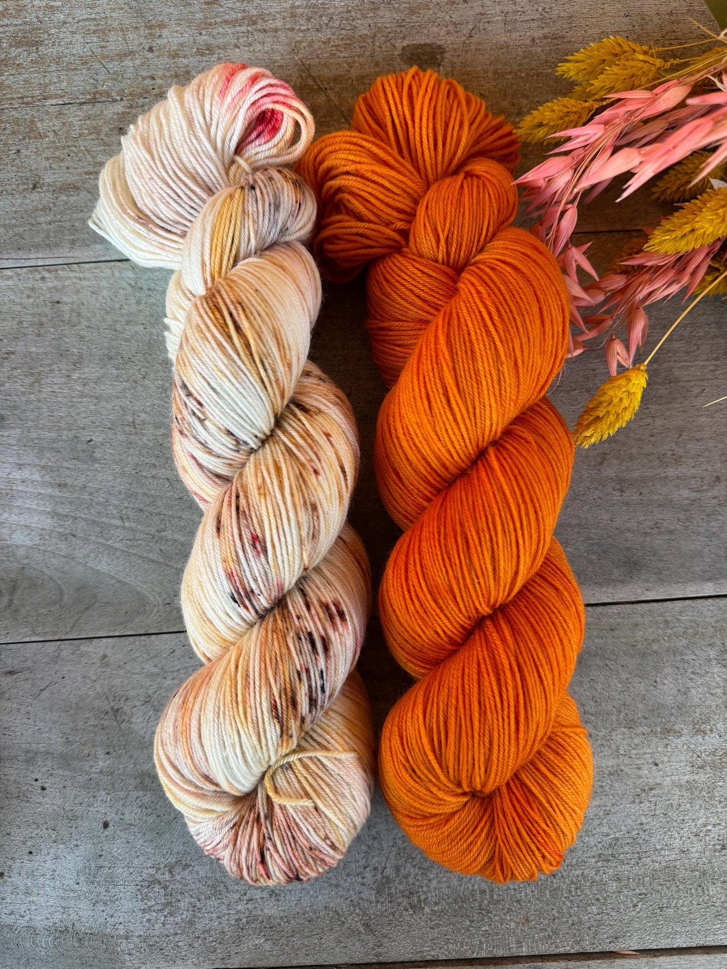 POIL DE CAROTTE - Laine teinte à la main - Fingering Mérinos Superwash