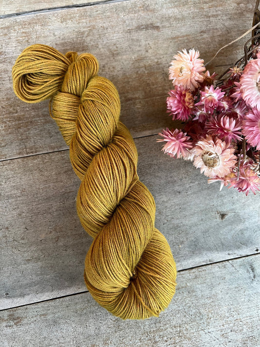 CAMEL - Laine teinte à la main - Base au choix : Fingering Mérinos avec ou sans nylon / DK Mérinos / Kid Mohair et Soie
