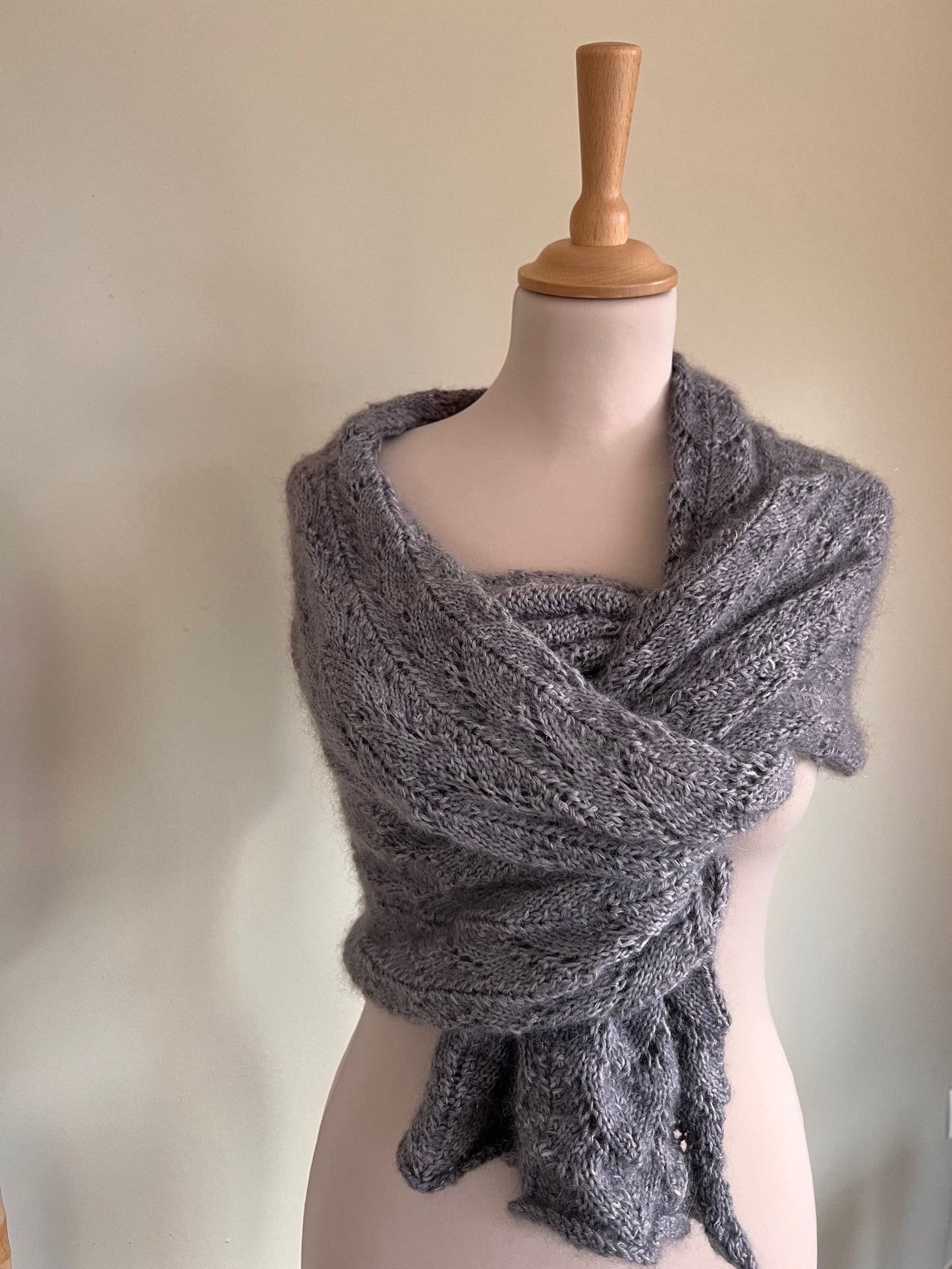 Design du Châle Narcisse - Patron modèle de Tricot