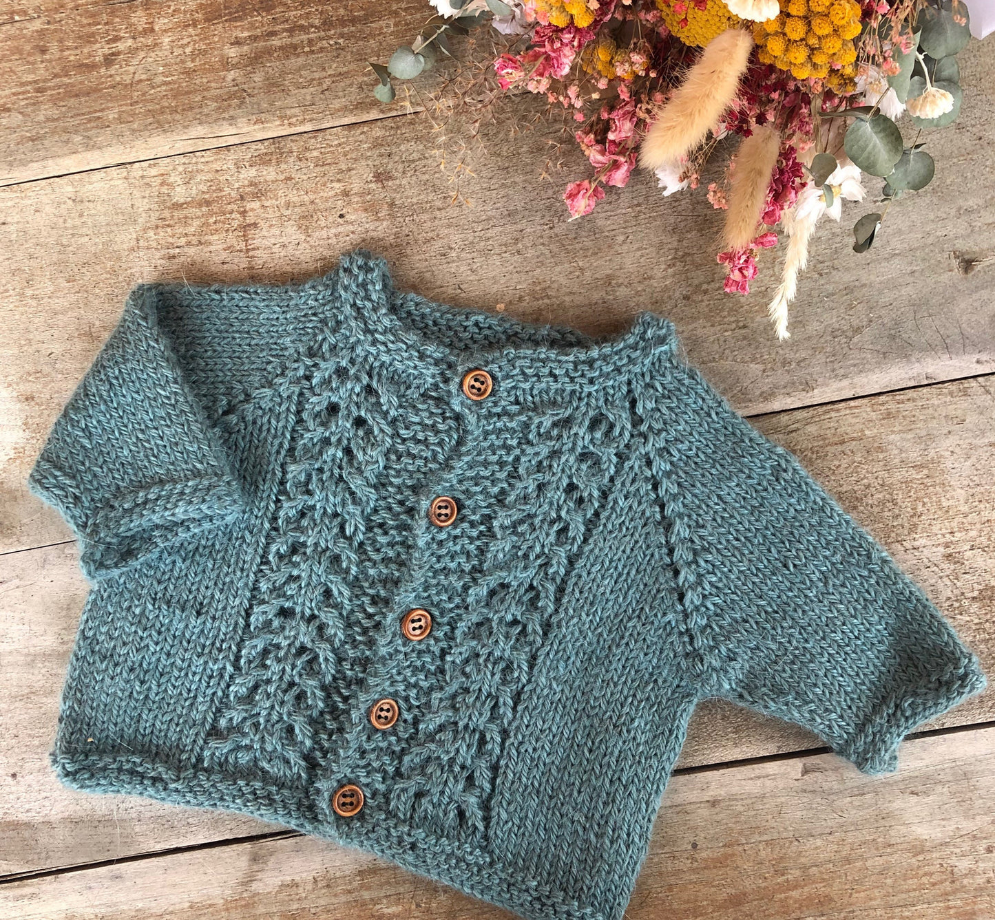 Design du Gilet Arthur - bébé et enfant - Patron modèle de Layette