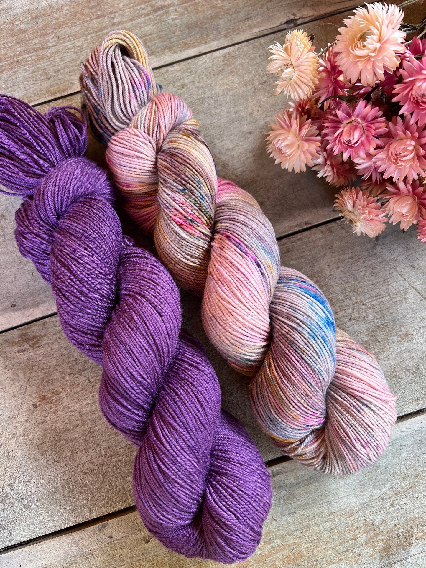DAPHNÉ - Laine teinte à la main - Fingering Mérinos Nylon superwash
