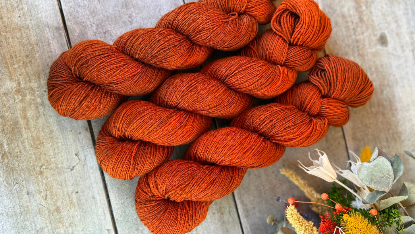 ROUILLE - Laine teinte à la main - Fingering Mérinos Superwash