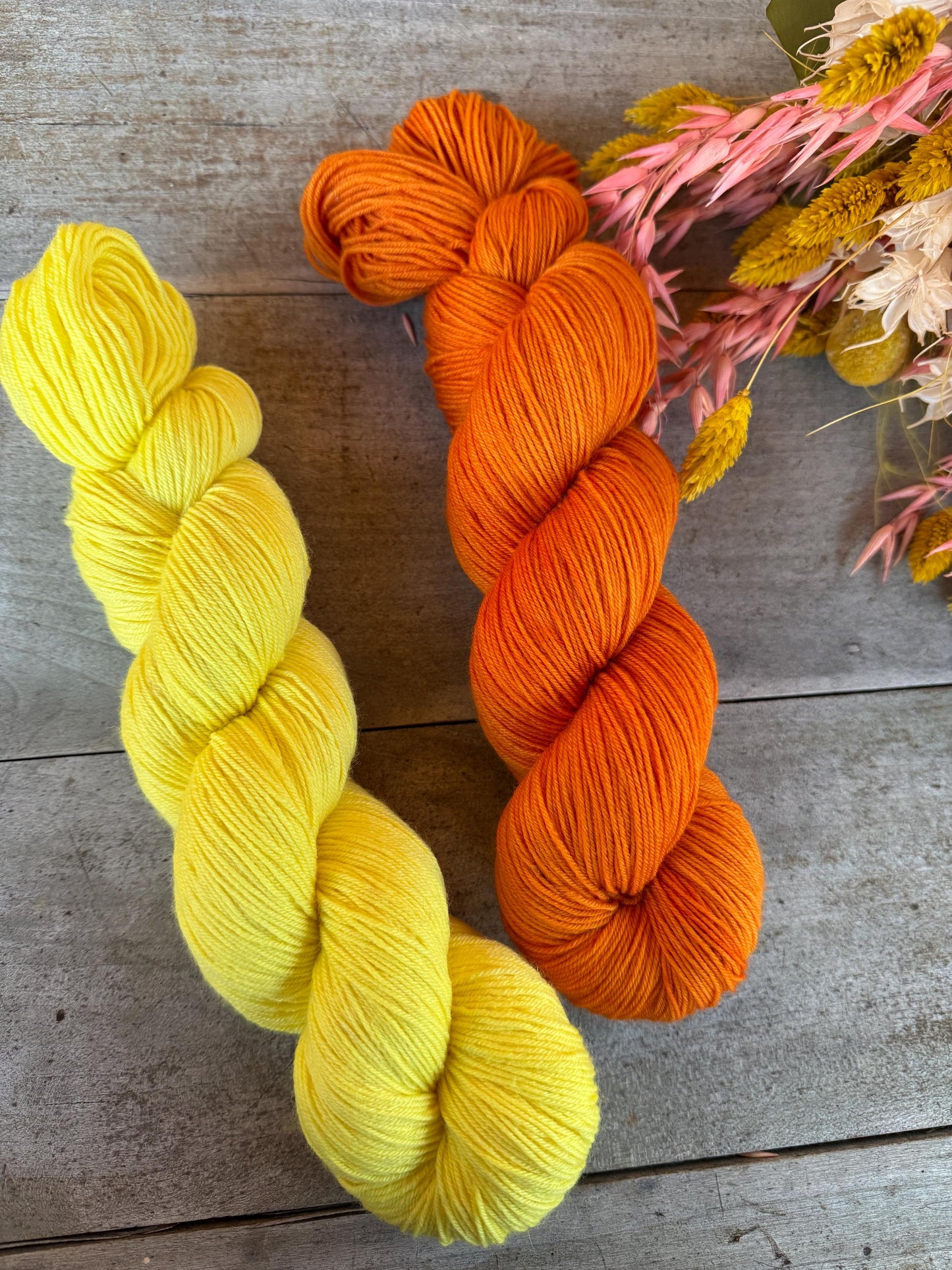 POIL DE CAROTTE - Laine teinte à la main - Fingering Mérinos Superwash