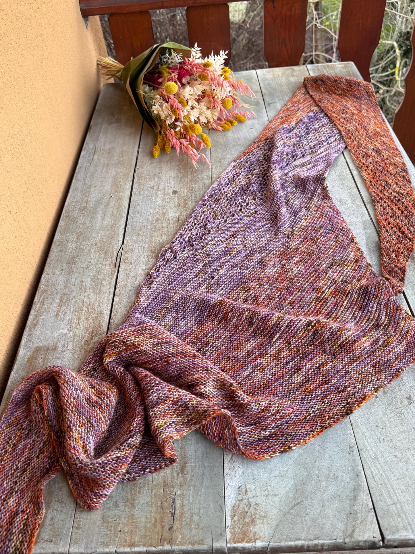 Design du Châle Colchique - Patron modèle de Tricot