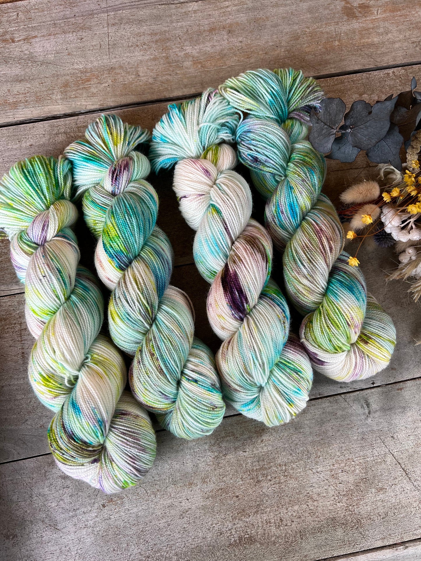 ORCHIDÉE - Laine teinte à la main - Fingering Mérinos Nylon superwash