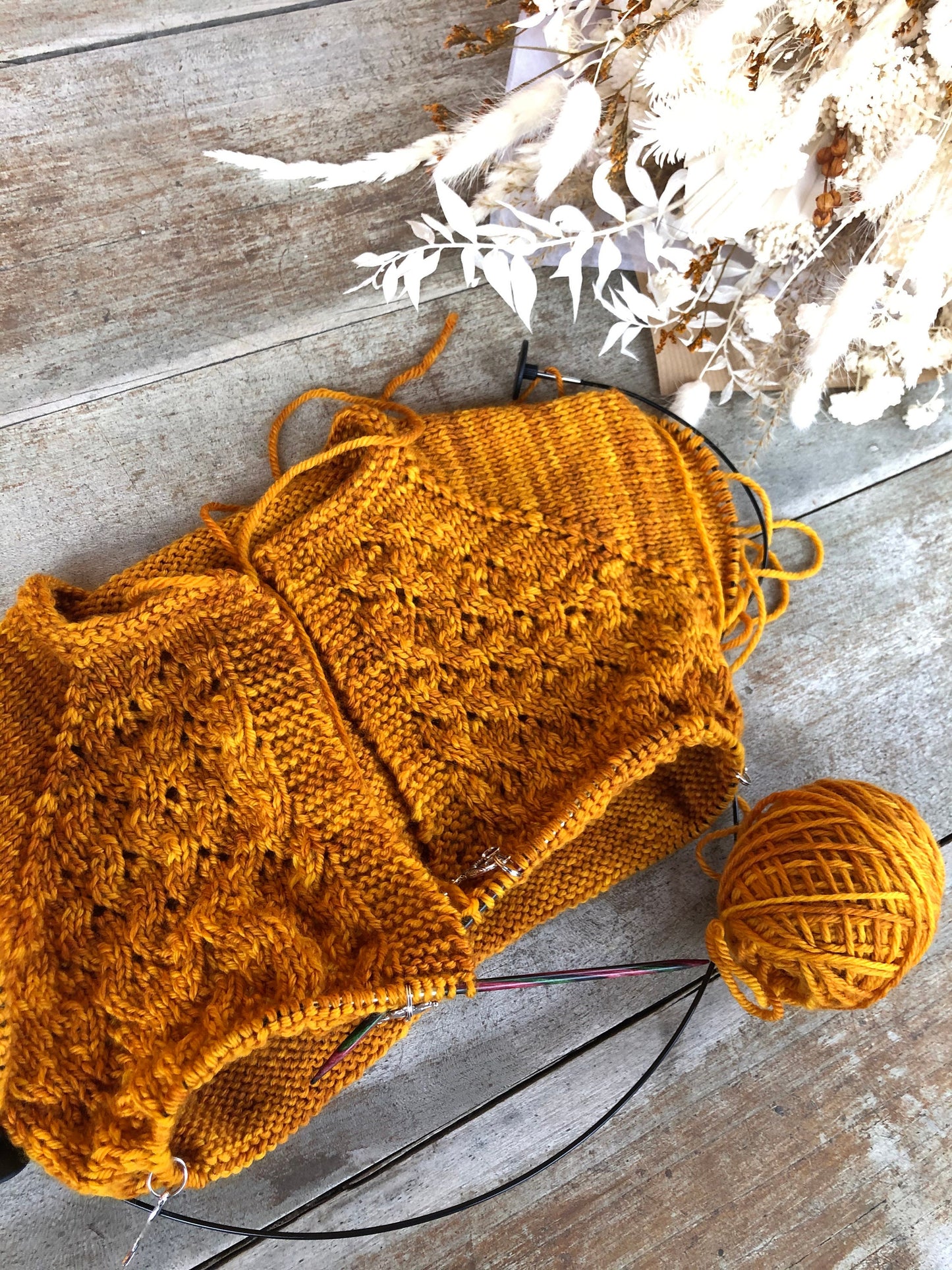 Design du Gilet Auréa - bébé et enfant - Patron modèle de Layette