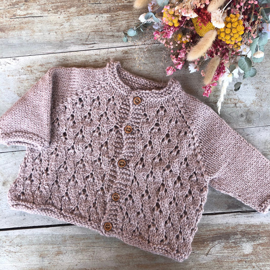 Design du Gilet Daphné - bébé et enfant - Patron modèle de Layette
