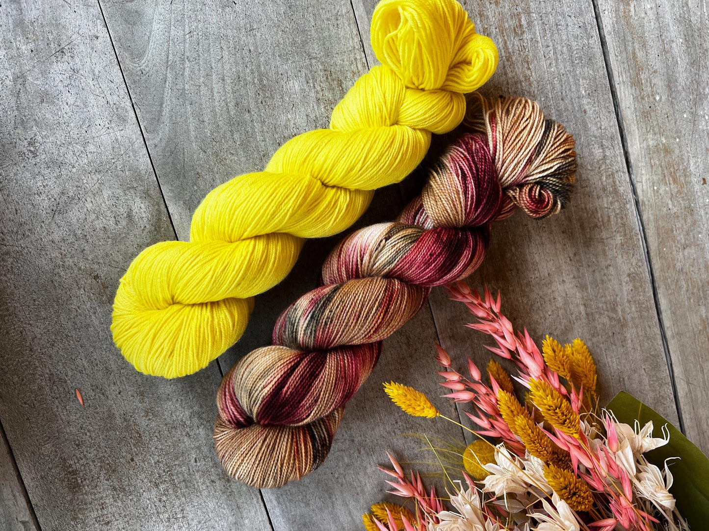 VIRGIN - Laine teinte à la main - Fingering Mérinos Nylon superwash