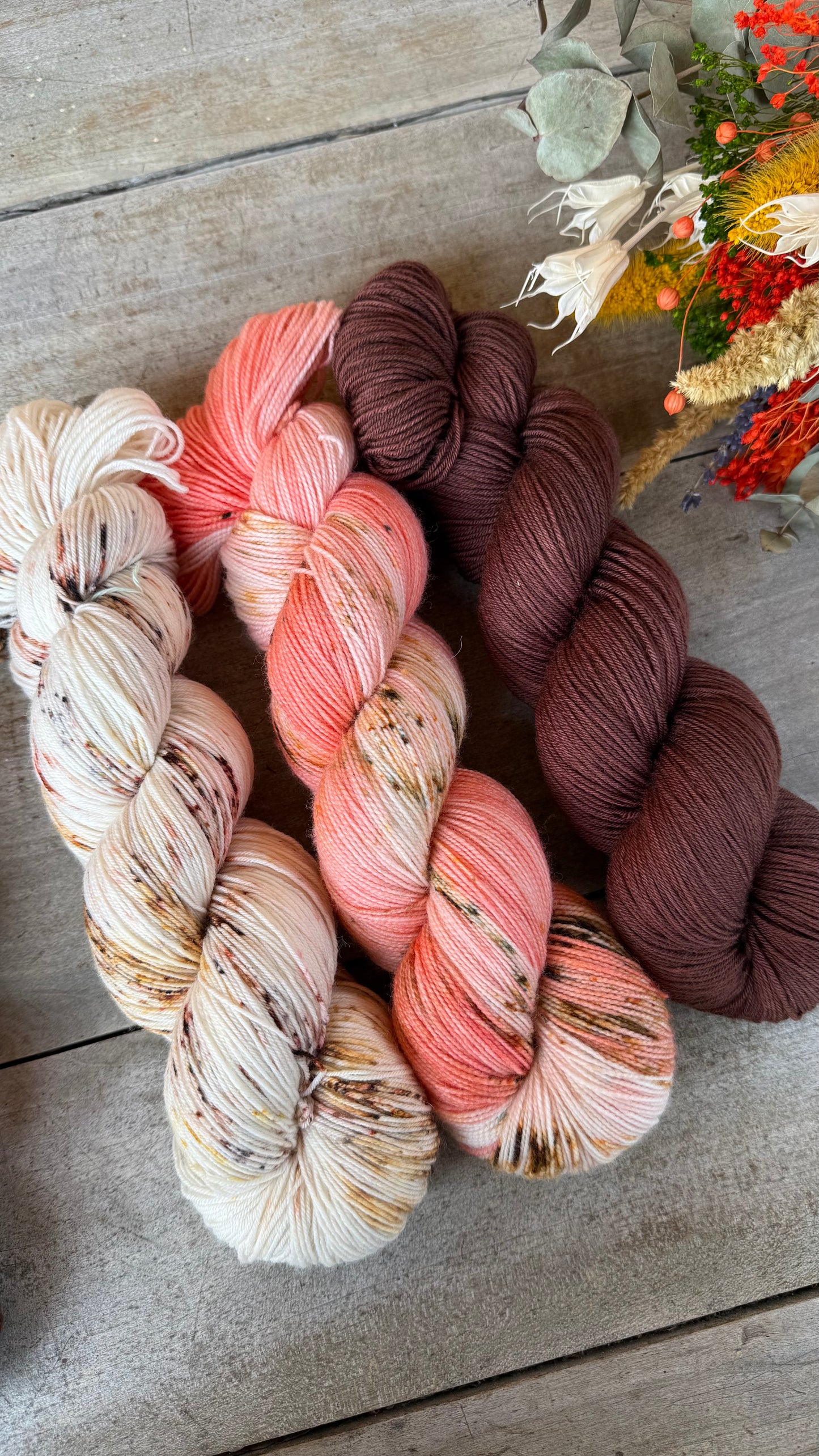 CHOCO - Laine teinte à la main - Base au choix : Fingering Mérinos avec ou sans nylon / DK Mérinos / Kid Mohair et Soie