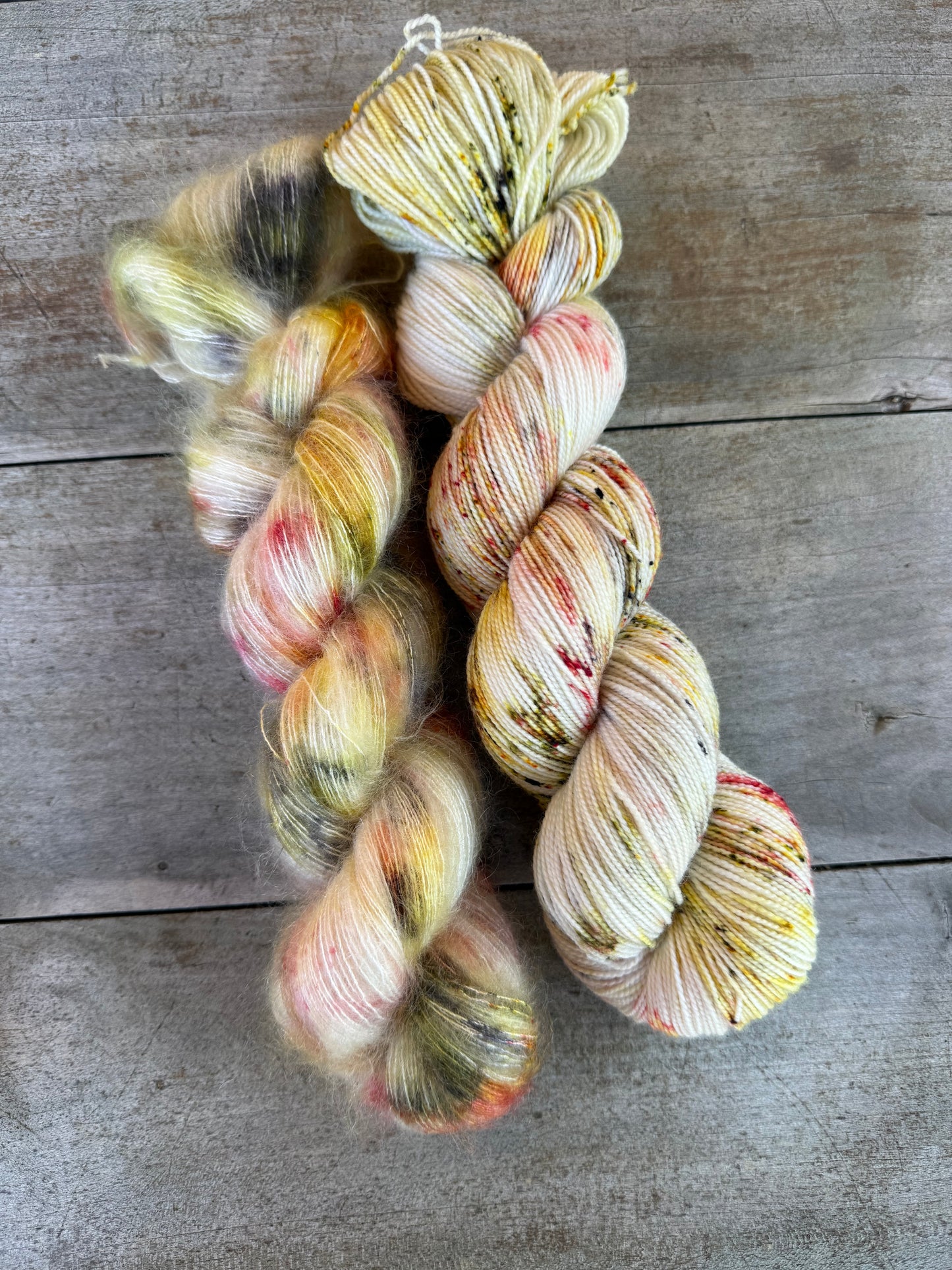 ALINE - Laine teinte à la main - Base au choix : Fingering Mérinos avec ou sans nylon / DK Mérinos / Kid Mohair et Soie