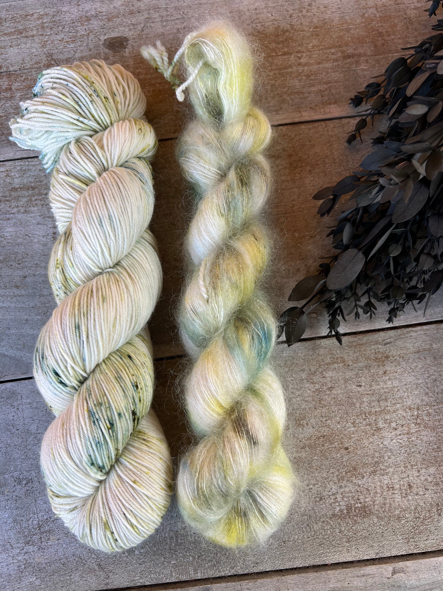 FRAÎCHE - Laine teinte à la main - Base au choix : Fingering Mérinos avec ou sans nylon / DK Mérinos / Kid Mohair et Soie