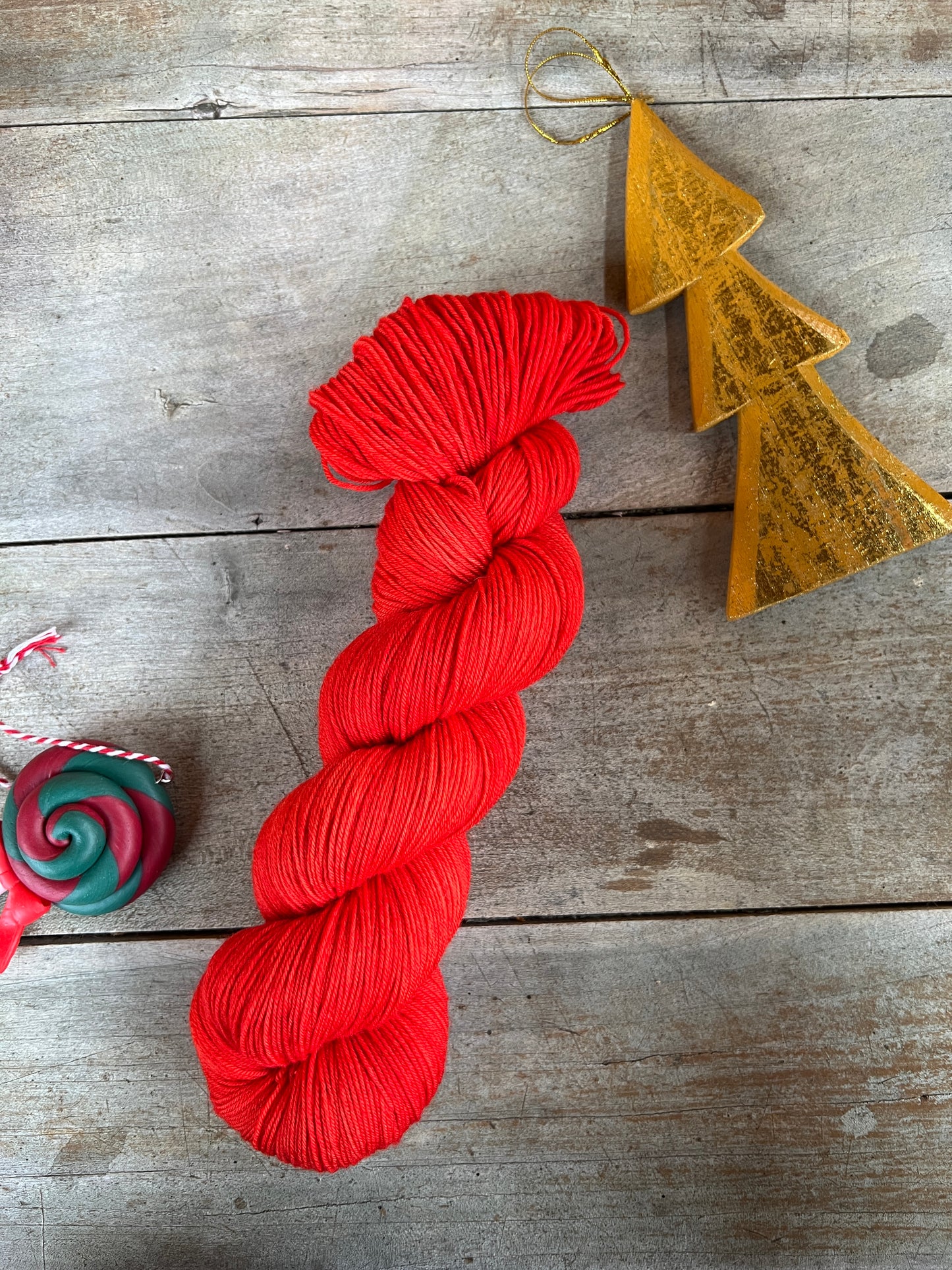 PIMENT - Laine teinte à la main - Base au choix : Fingering Mérinos avec ou sans nylon / DK Mérinos / Kid Mohair et Soie