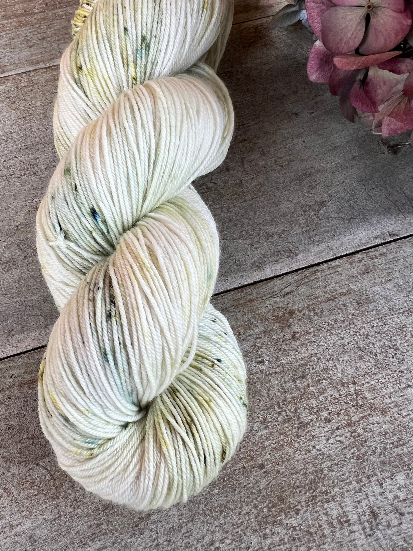 FRAÎCHE - Laine teinte à la main - Base au choix : Fingering Mérinos avec ou sans nylon / DK Mérinos / Kid Mohair et Soie