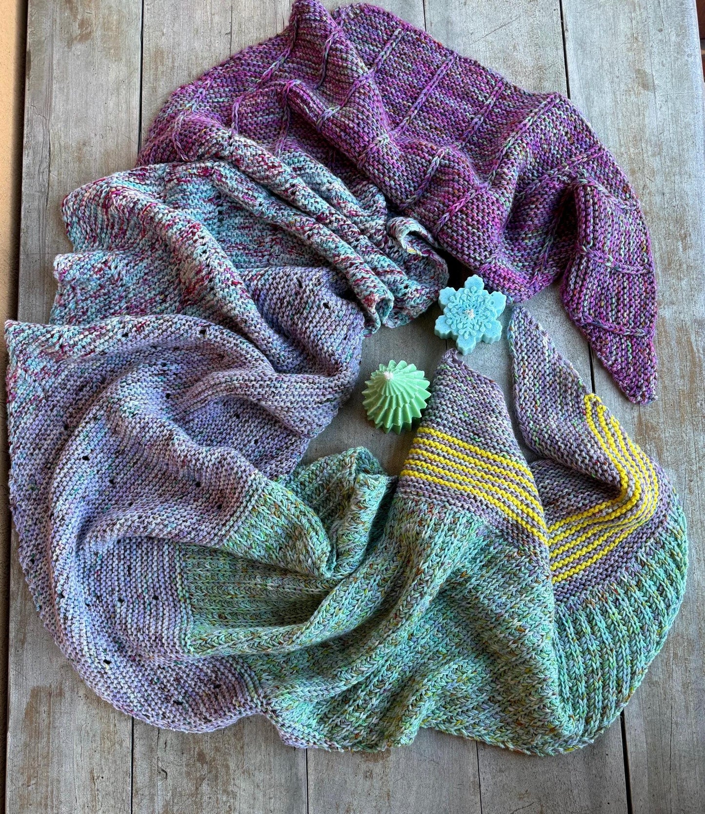 Design du Châle de l'Avent - Patron modèle de Tricot