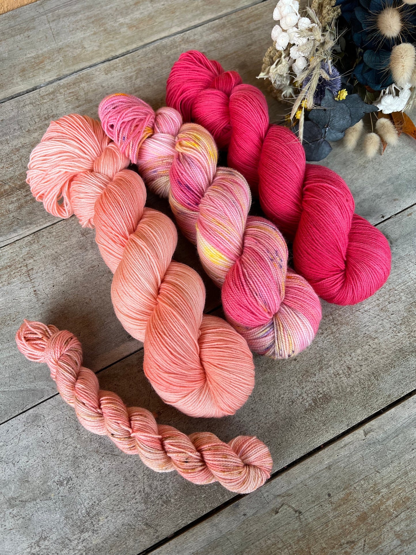 RUDY - Laine teinte à la main - Base au choix : Fingering Mérinos avec ou sans nylon / DK Mérinos / Kid Mohair et Soie