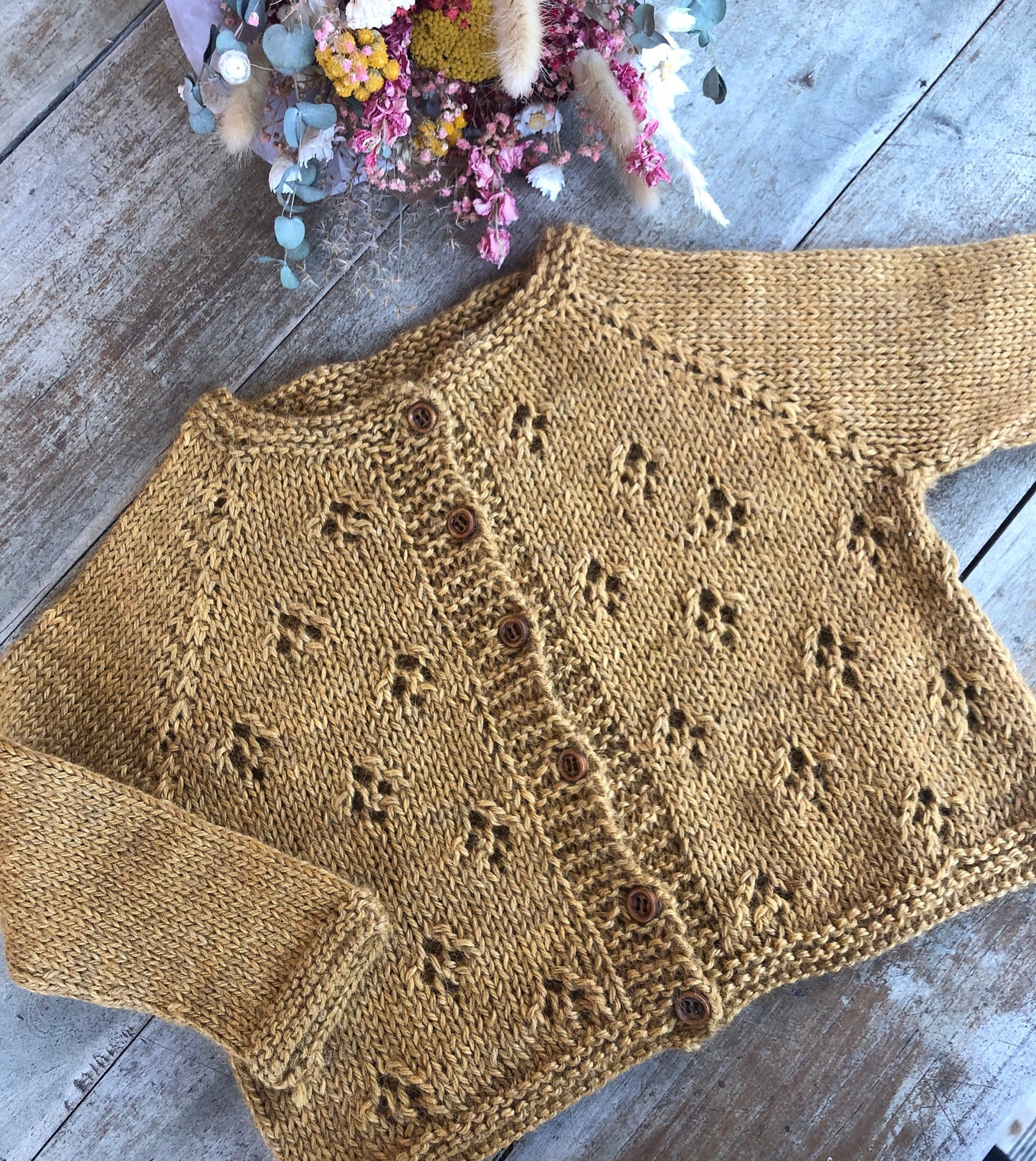 Design du Gilet Aglaé - bébé et enfant - Patron modèle de Layette