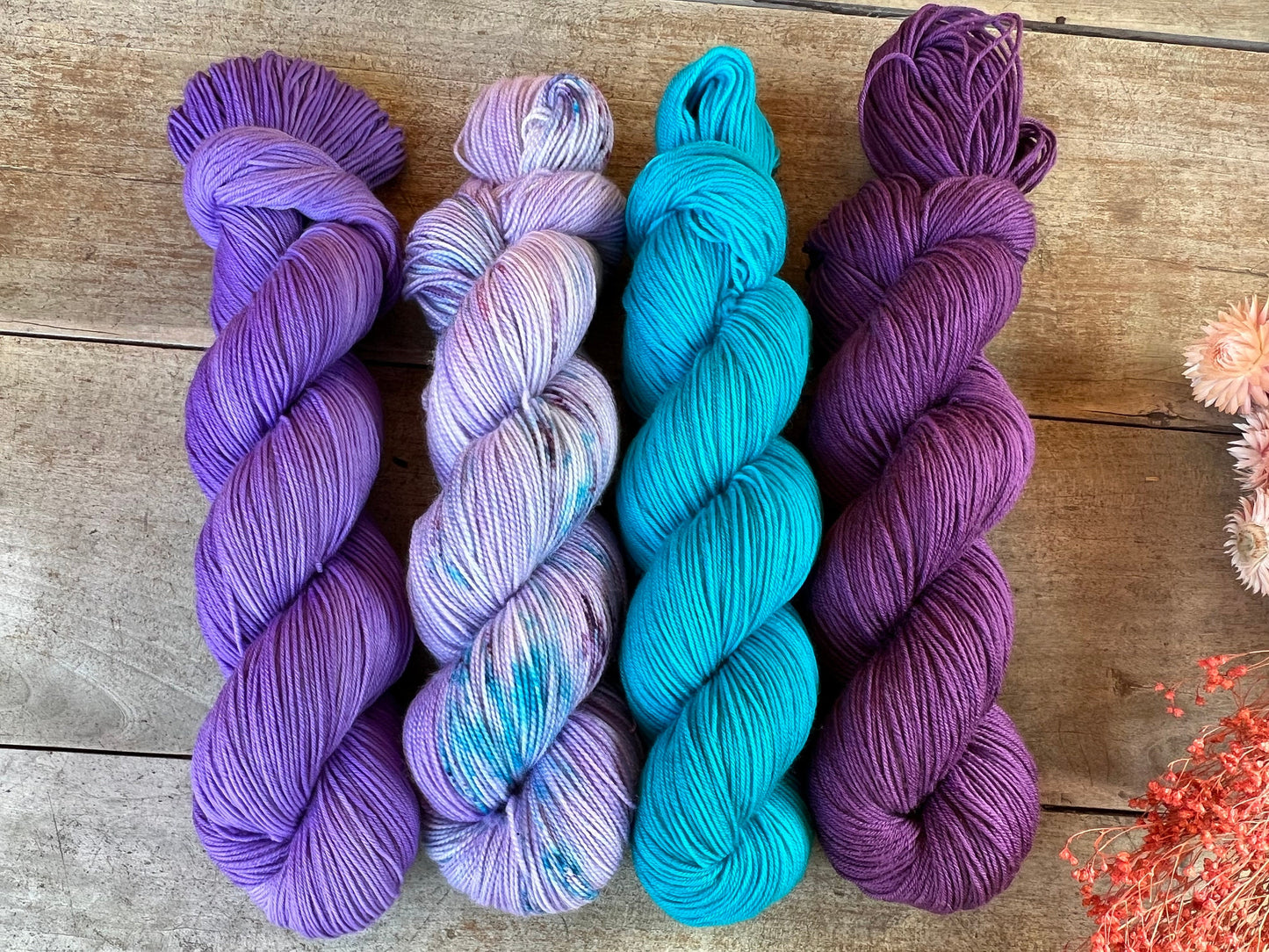 TURQUOISE - Laine teinte à la main - Base au choix : Fingering Mérinos avec ou sans nylon / DK Mérinos / Kid Mohair et Soie