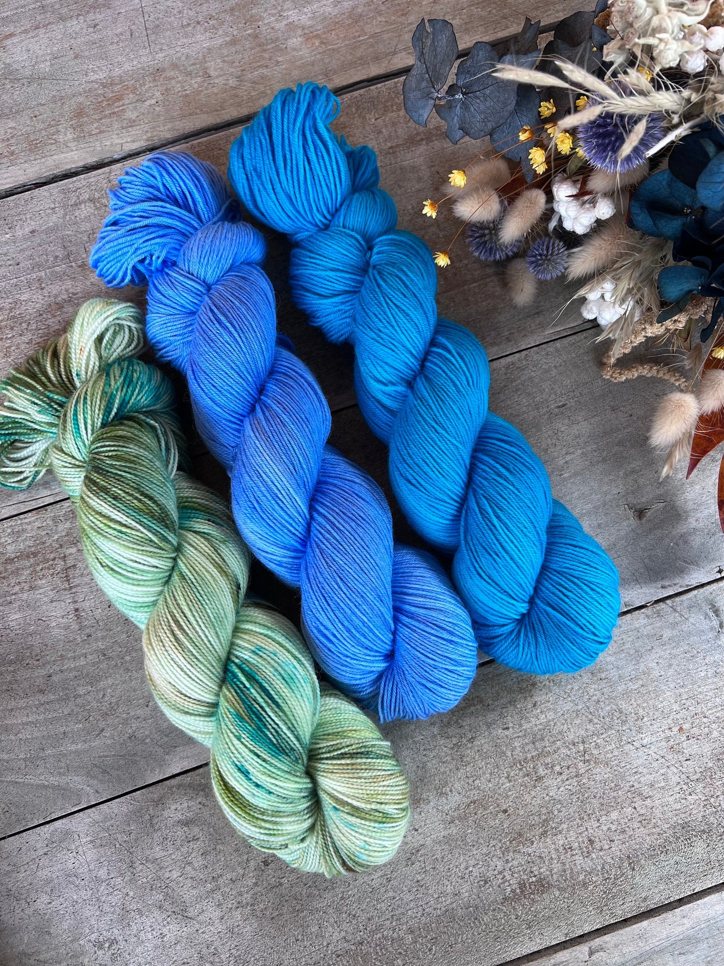 DYNAMIQUE - Laine teinte à la main - Fingering Mérinos Nylon superwash