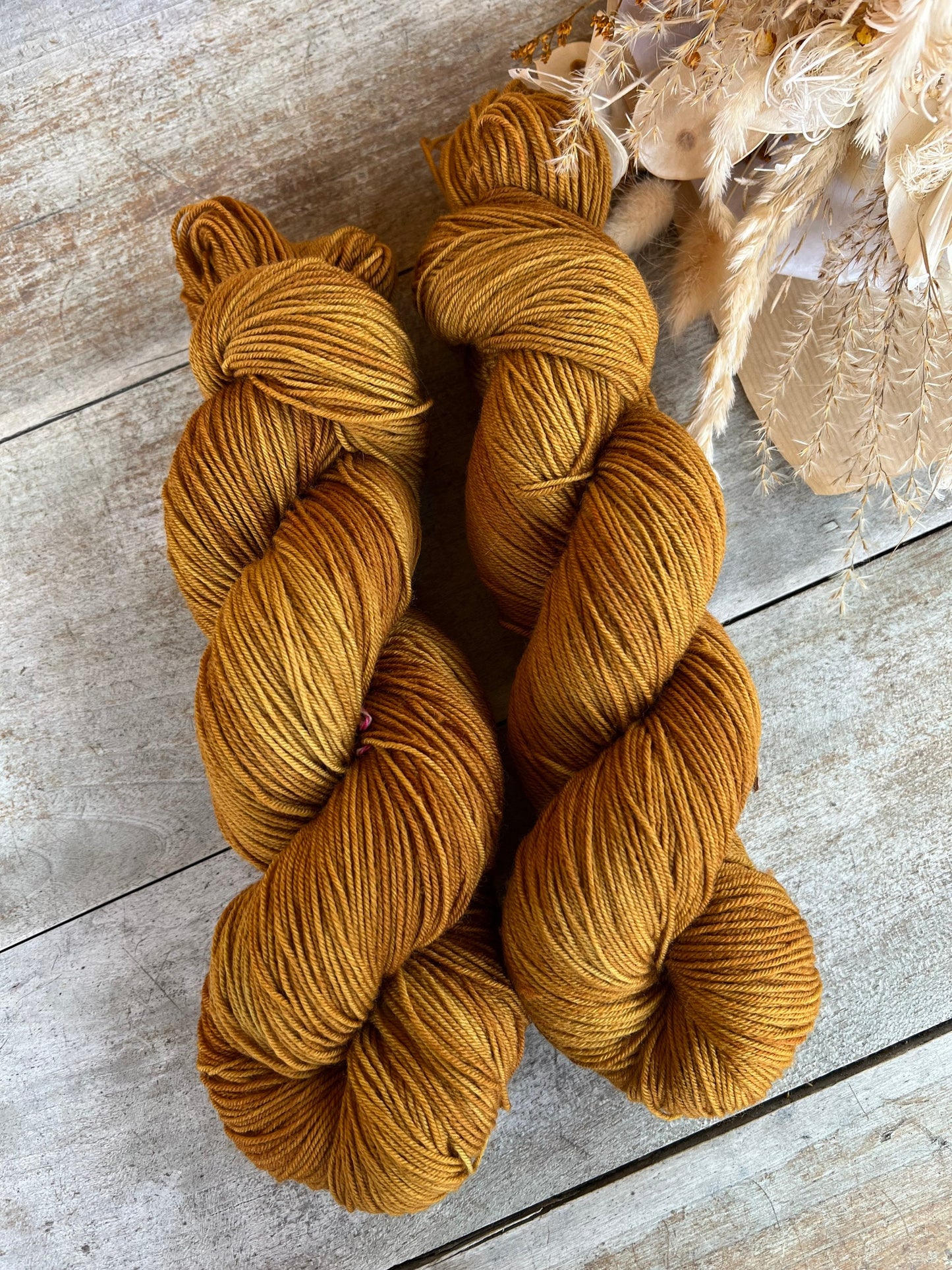 NINA - Laine teinte à la main - Base au choix : Fingering Mérinos avec ou sans nylon / DK Mérinos / Kid Mohair et Soie