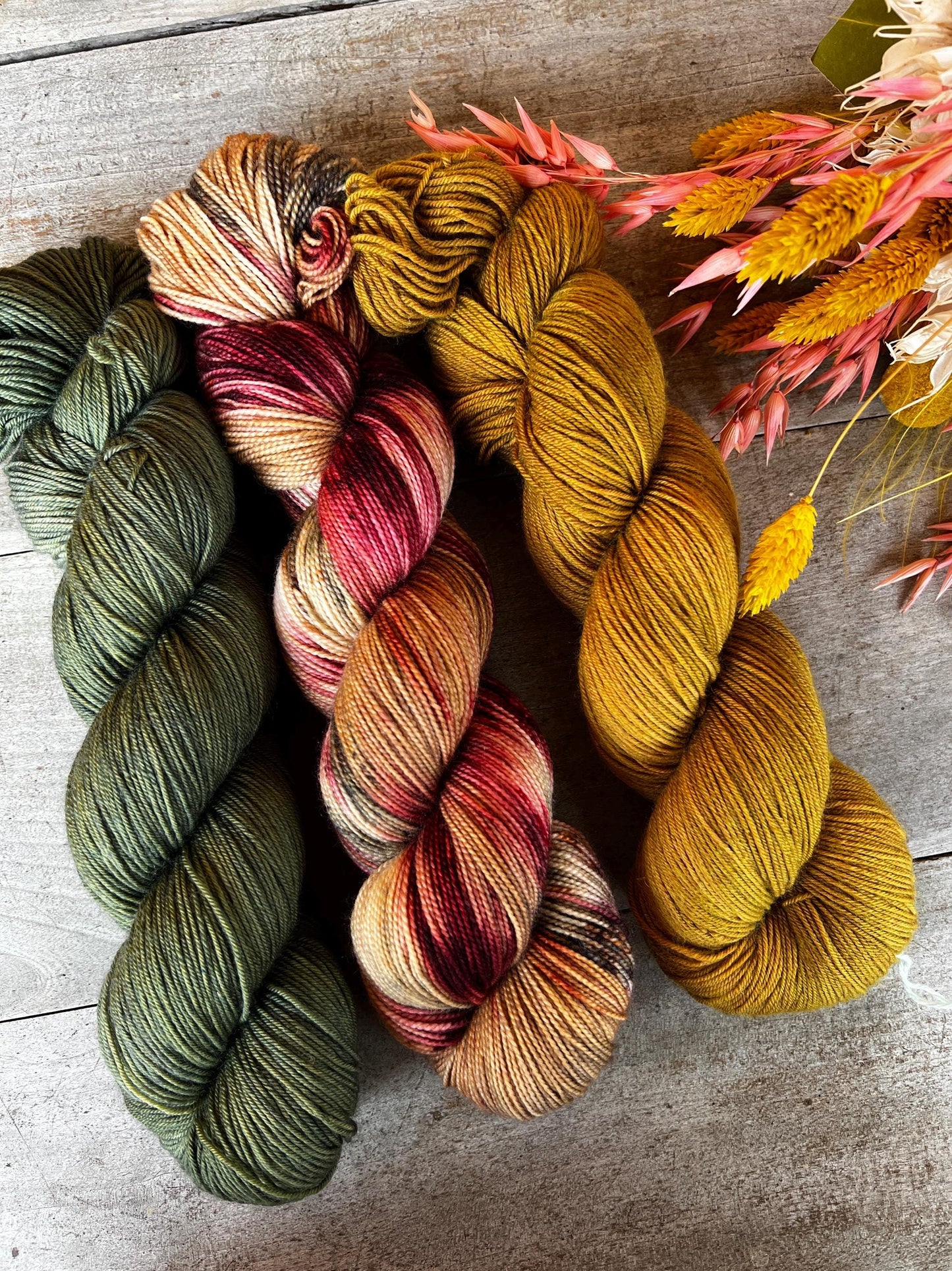 VIRGIN - Laine teinte à la main - Fingering Mérinos Nylon superwash