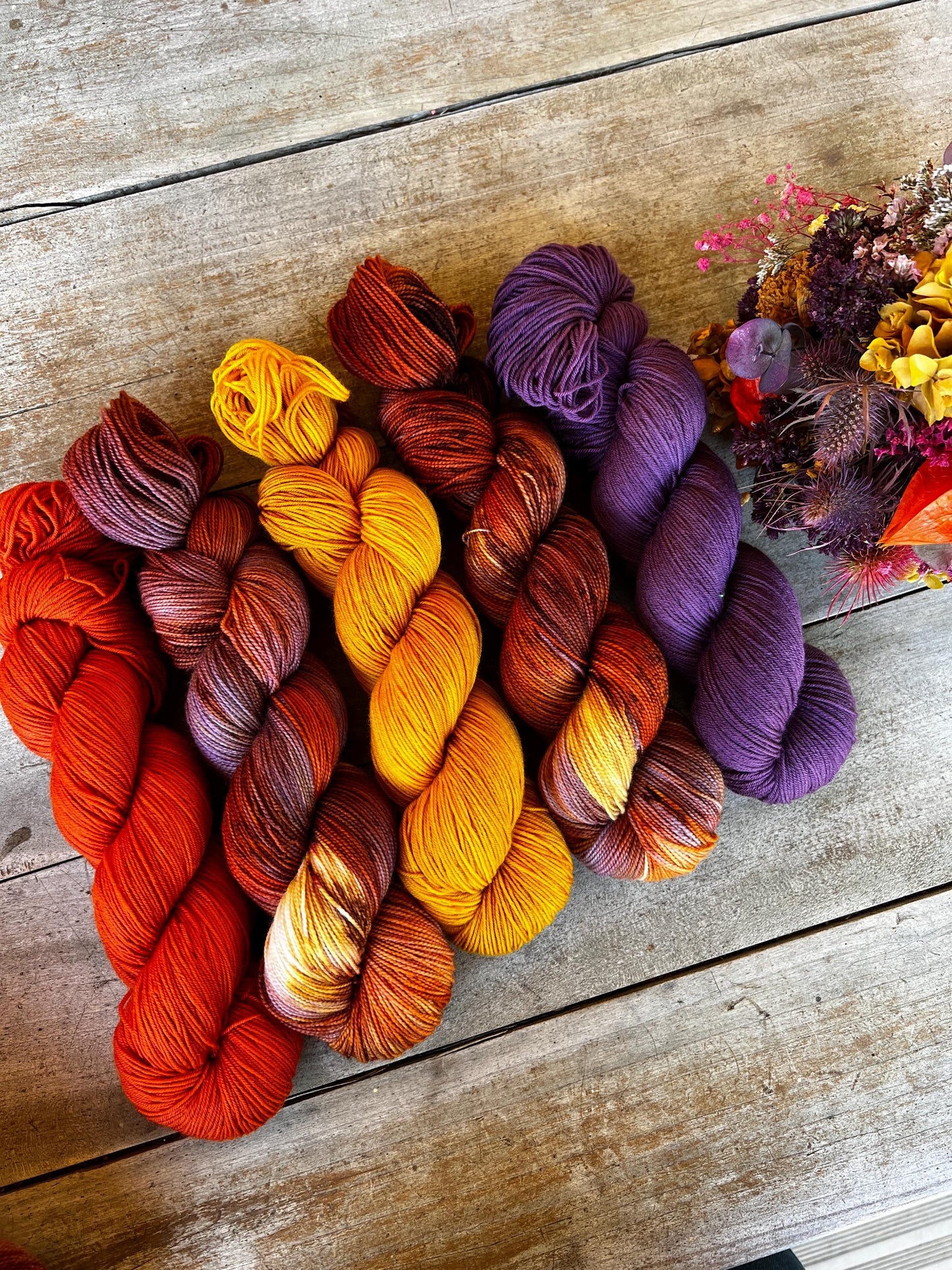CRÉPUSCULE - Laine teinte à la main - Fingering Mérinos Nylon superwash