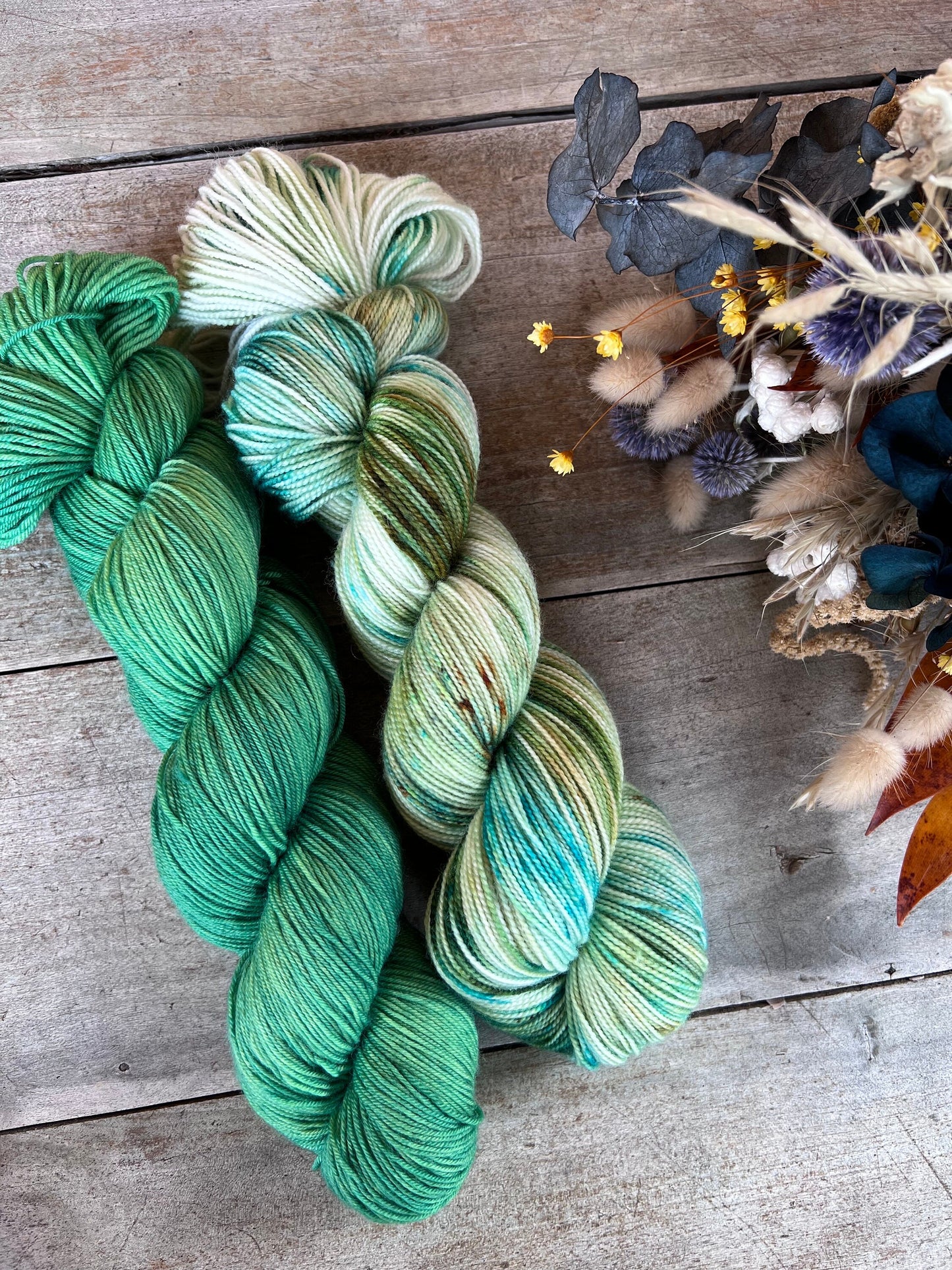DYNAMIQUE - Laine teinte à la main - Fingering Mérinos Nylon superwash
