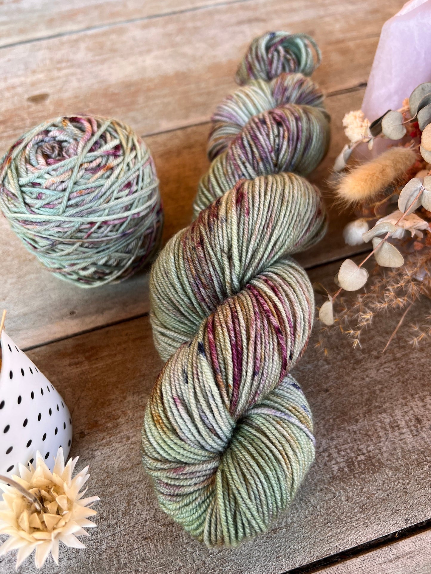 Kit du Châle Myosotis Coloris Primevère - Patron + 3 écheveaux de laine