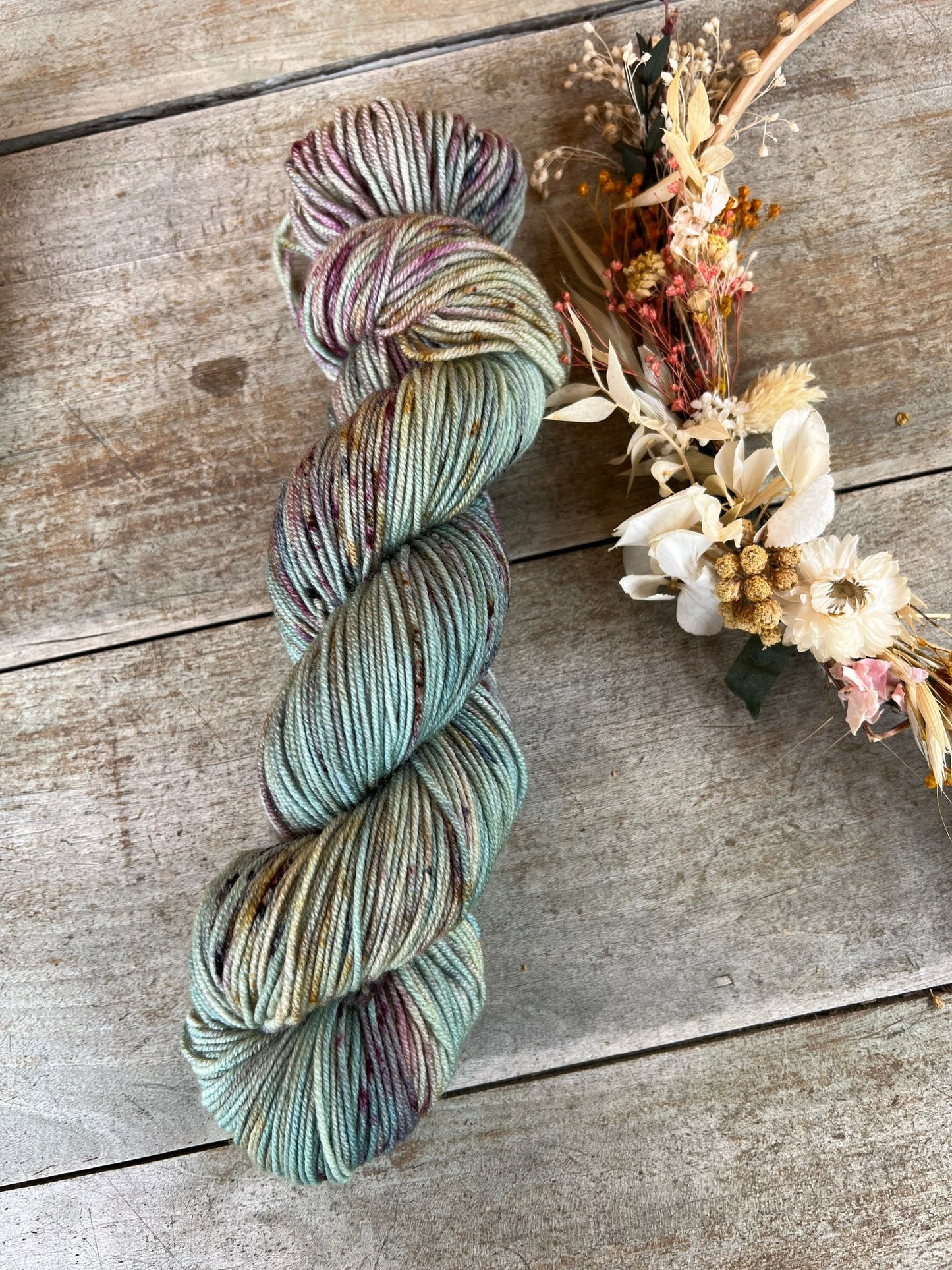 Laine teinte à la main coloris Primevère Fingering Mérinos ou Mérinos nylon ou DK Mérinos ou Lace Mohair et soie