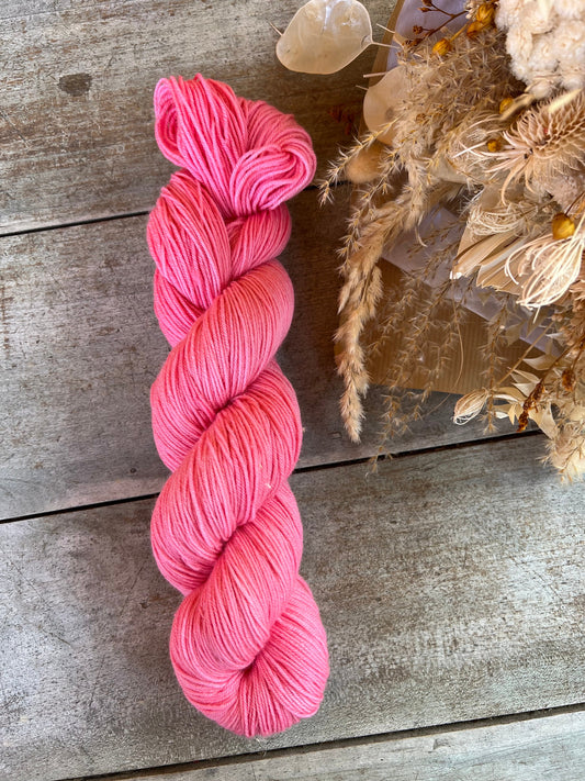 Laine teinte à la main coloris Kimber Fingering Mérinos ou Mérinos nylon ou DK Mérinos ou Lace Mohair et soie