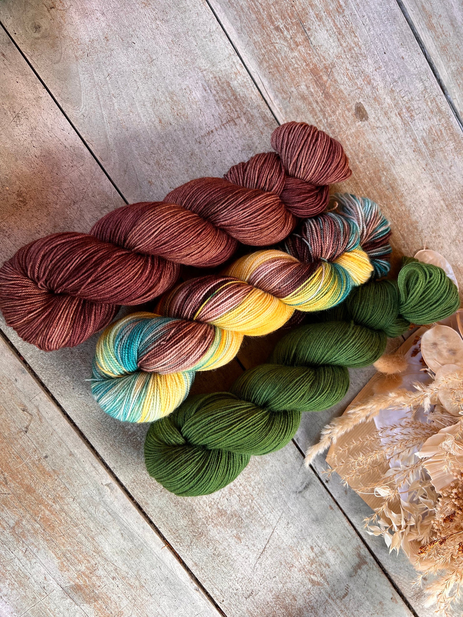 Laine teinte à la main coloris Choco Fingering Mérinos ou Mérinos nylon ou DK Mérinos ou Lace Mohair et soie