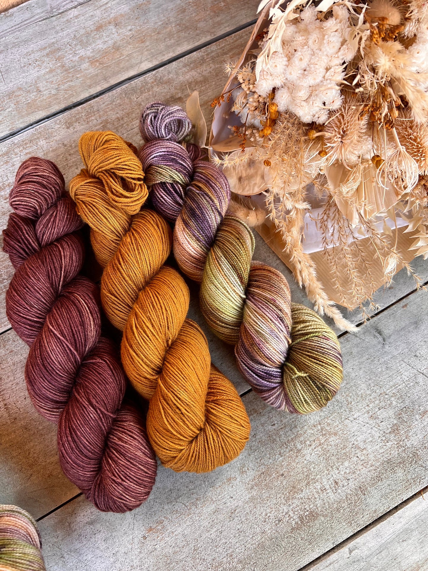 Laine teinte à la main coloris Choco Fingering Mérinos ou Mérinos nylon ou DK Mérinos ou Lace Mohair et soie