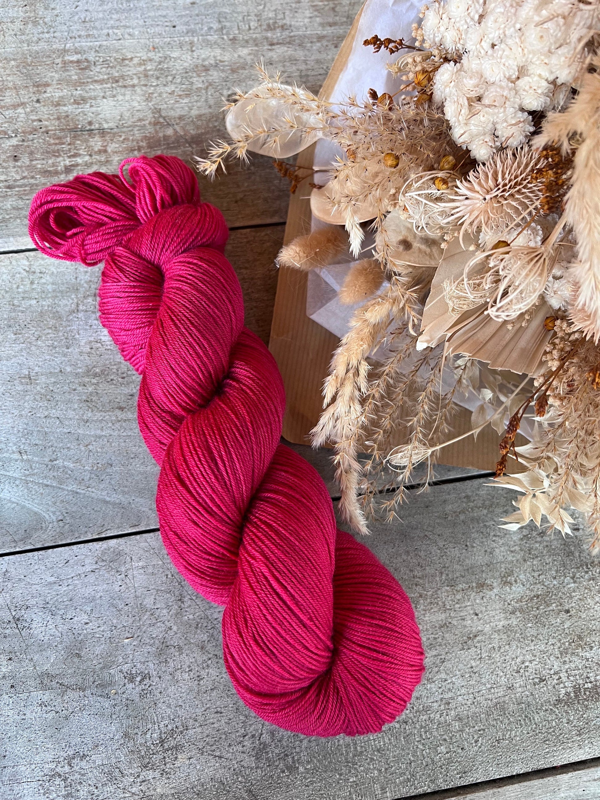 Laine teinte à la main coloris Talia Fingering Mérinos ou Mérinos nylon ou DK Mérinos ou Lace Mohair et soie