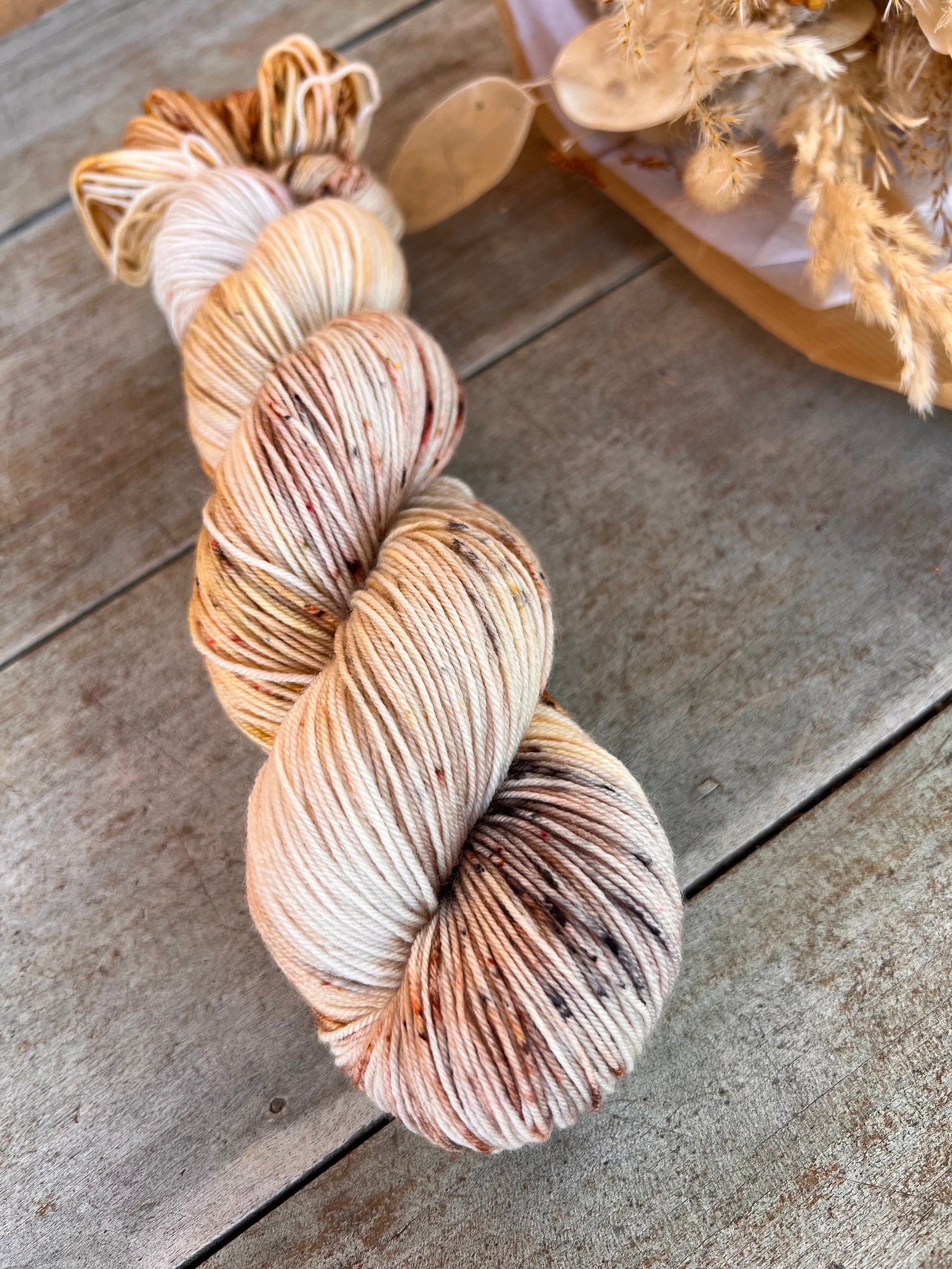 Laine teinte à la main coloris Charlène Fingering Mérinos ou Mérinos nylon ou DK Mérinos ou Lace Mohair et soie