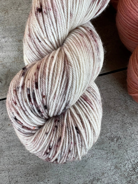 Laine teinte à la main coloris Chocolat Viennois Fingering Mérinos ou Mérinos nylon ou DK Mérinos ou Lace Mohair et soie