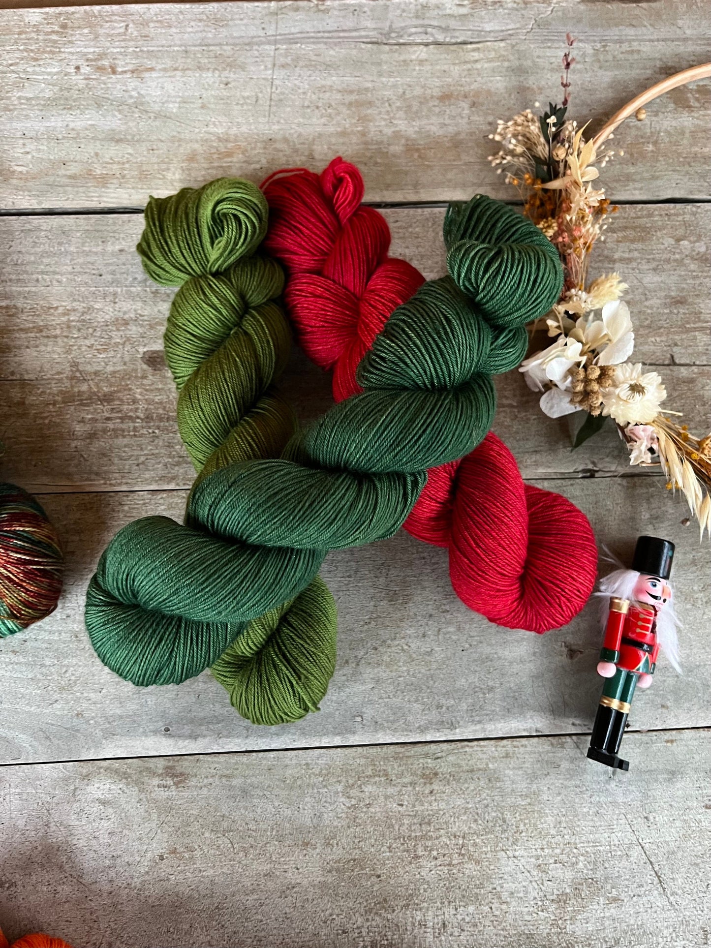 Laine teinte à la main Pilea Fingering Mérinos ou Mérinos nylon ou DK Mérinos ou Lace Mohair et soie