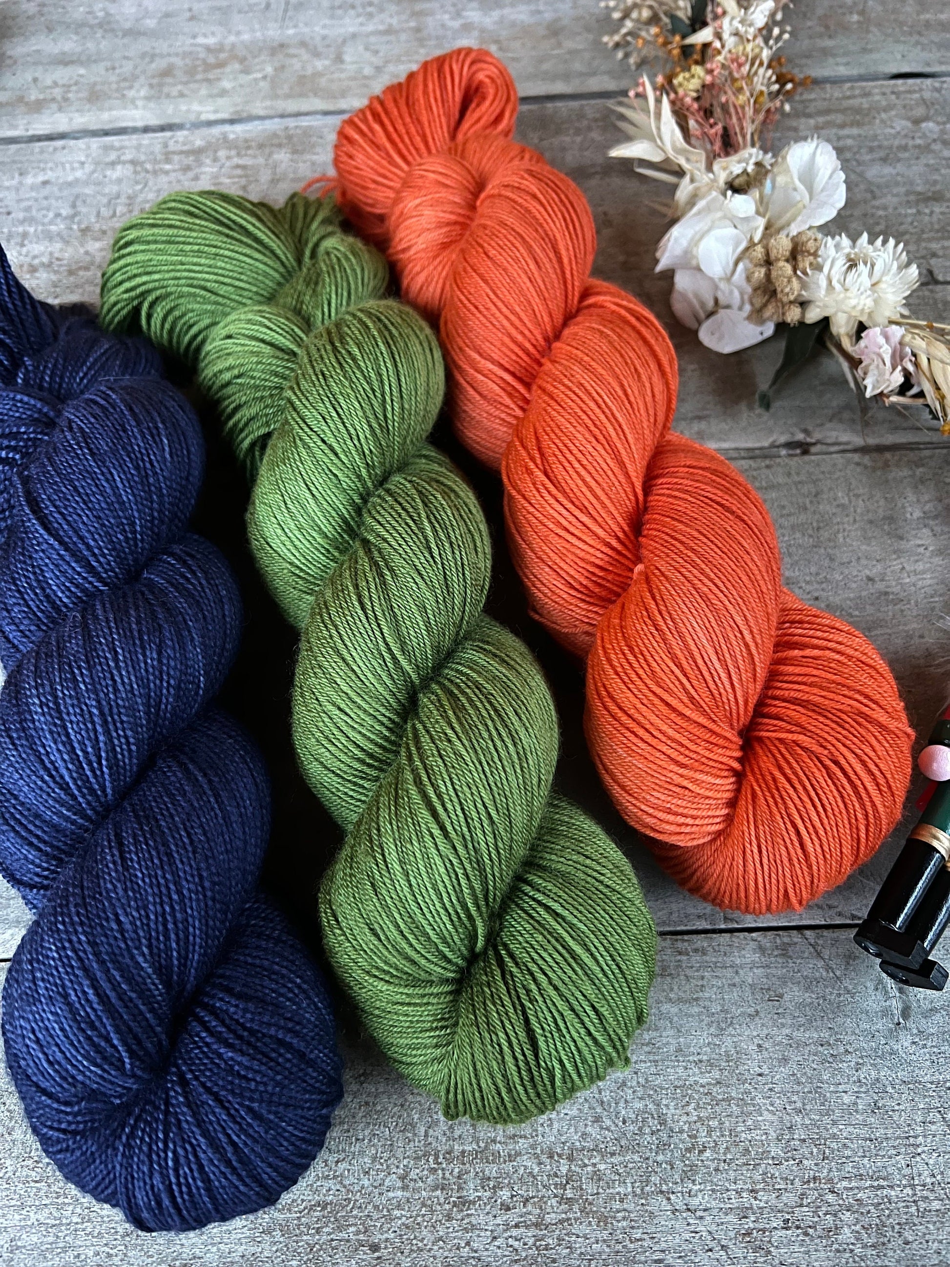 Laine teinte à la main Clémentine Fingering Mérinos ou Mérinos nylon ou DK Mérinos ou Lace Mohair et soie